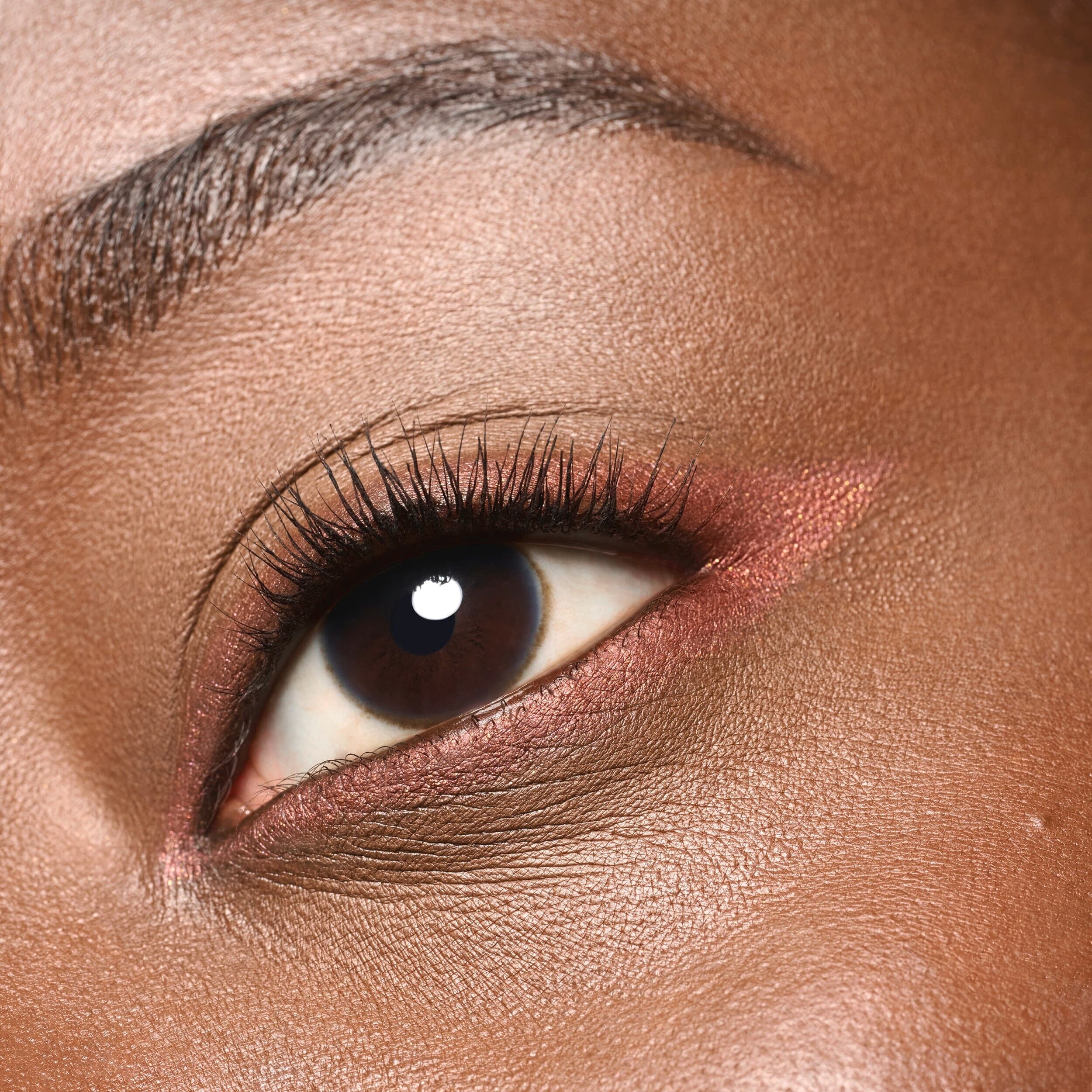 Produktbild essence SATIN BLEND gel eyeliner  8 von 10