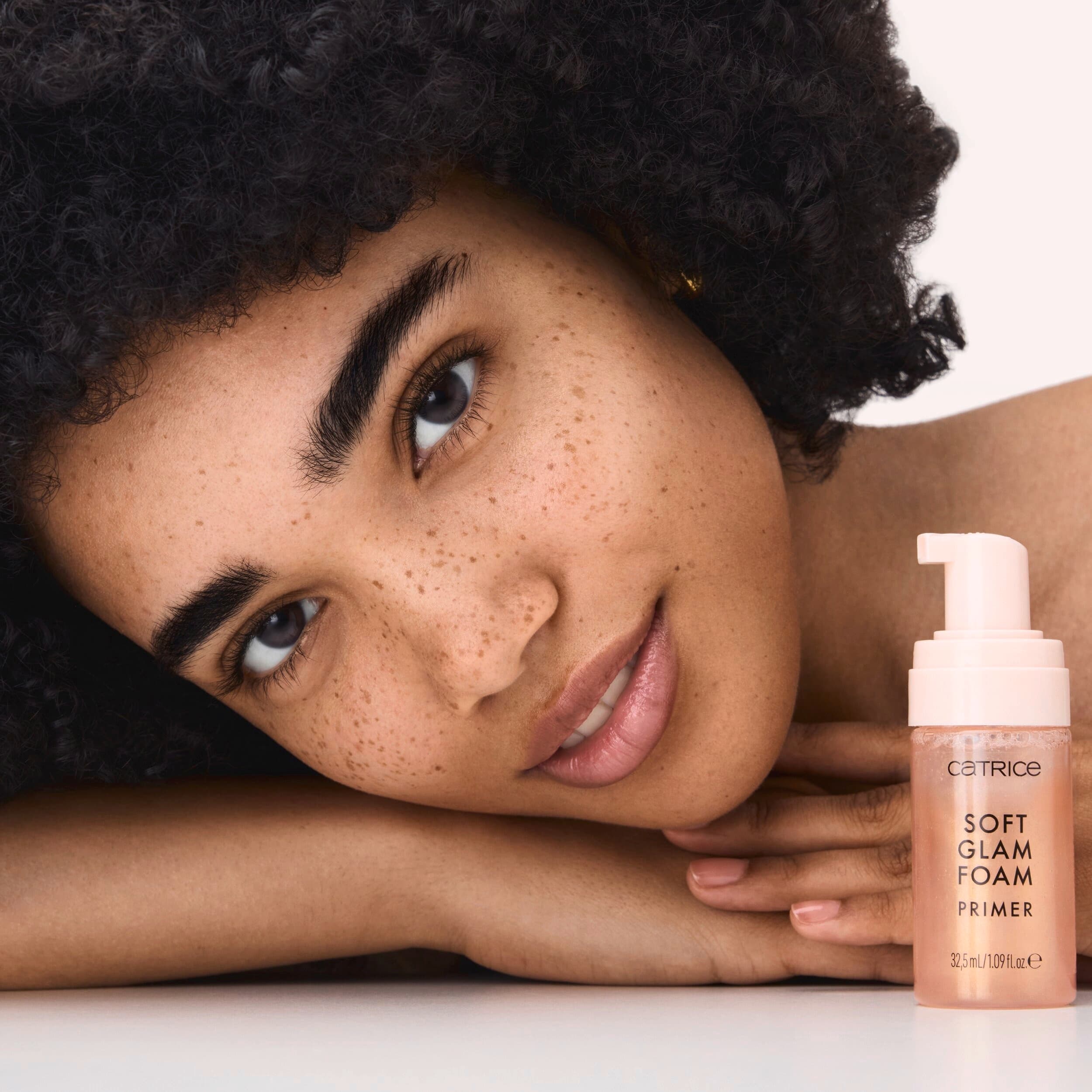 Produktbild Catrice Soft Glam Foam Primer 5 von 5