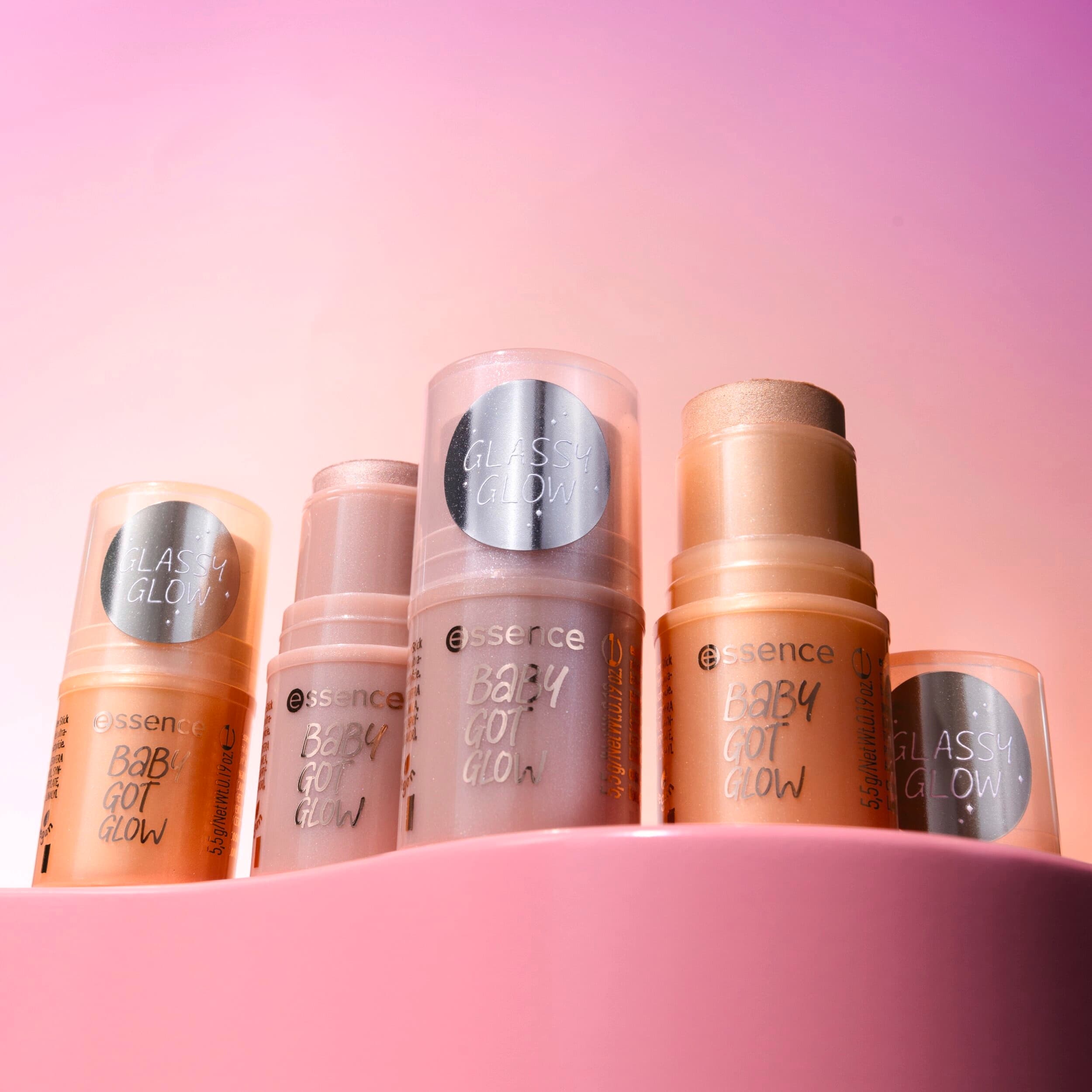 Produktbild essence BABY GOT GLOW highlighter stick 7 von 7