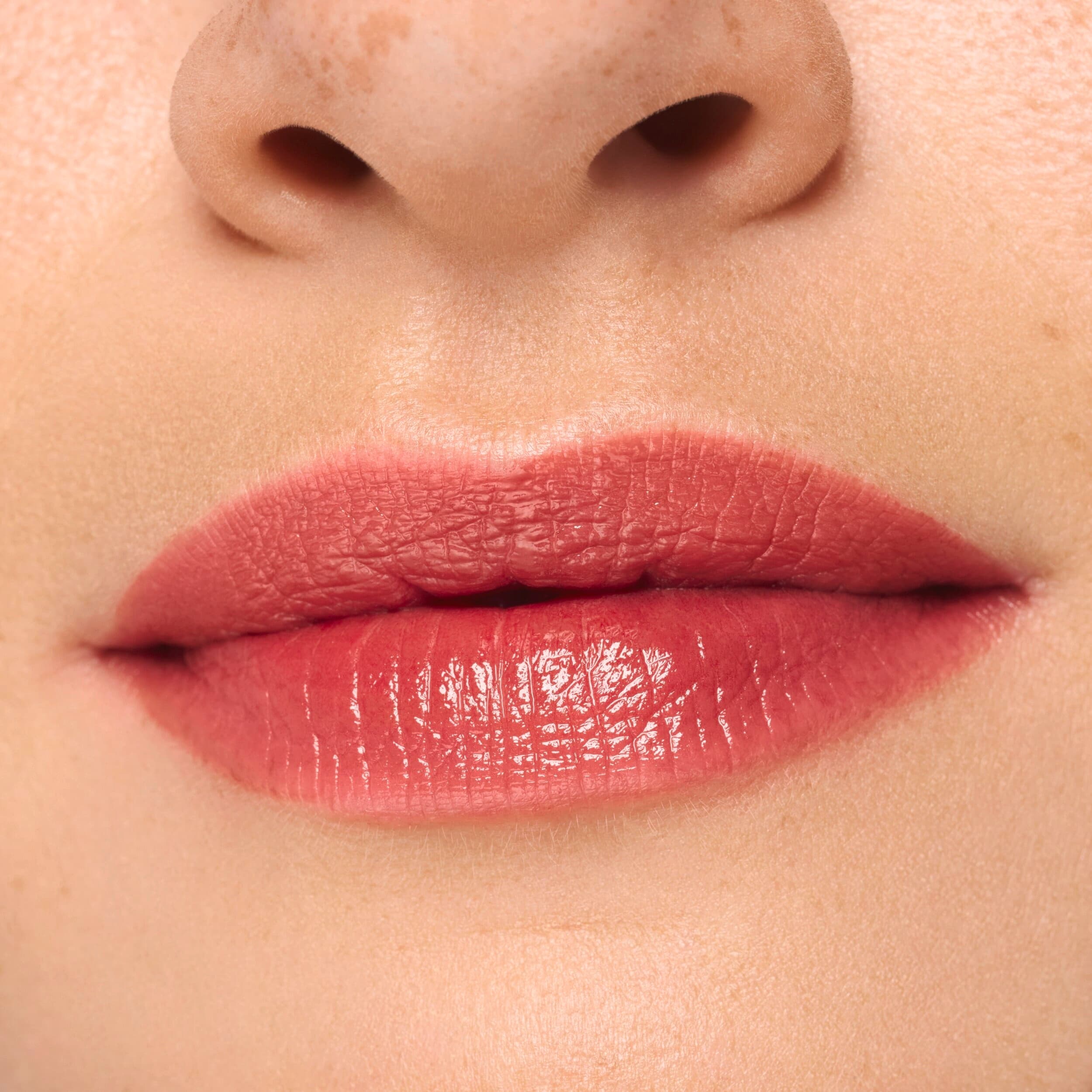 Produktbild essence hydra kiss LIP TINT 6 von 11