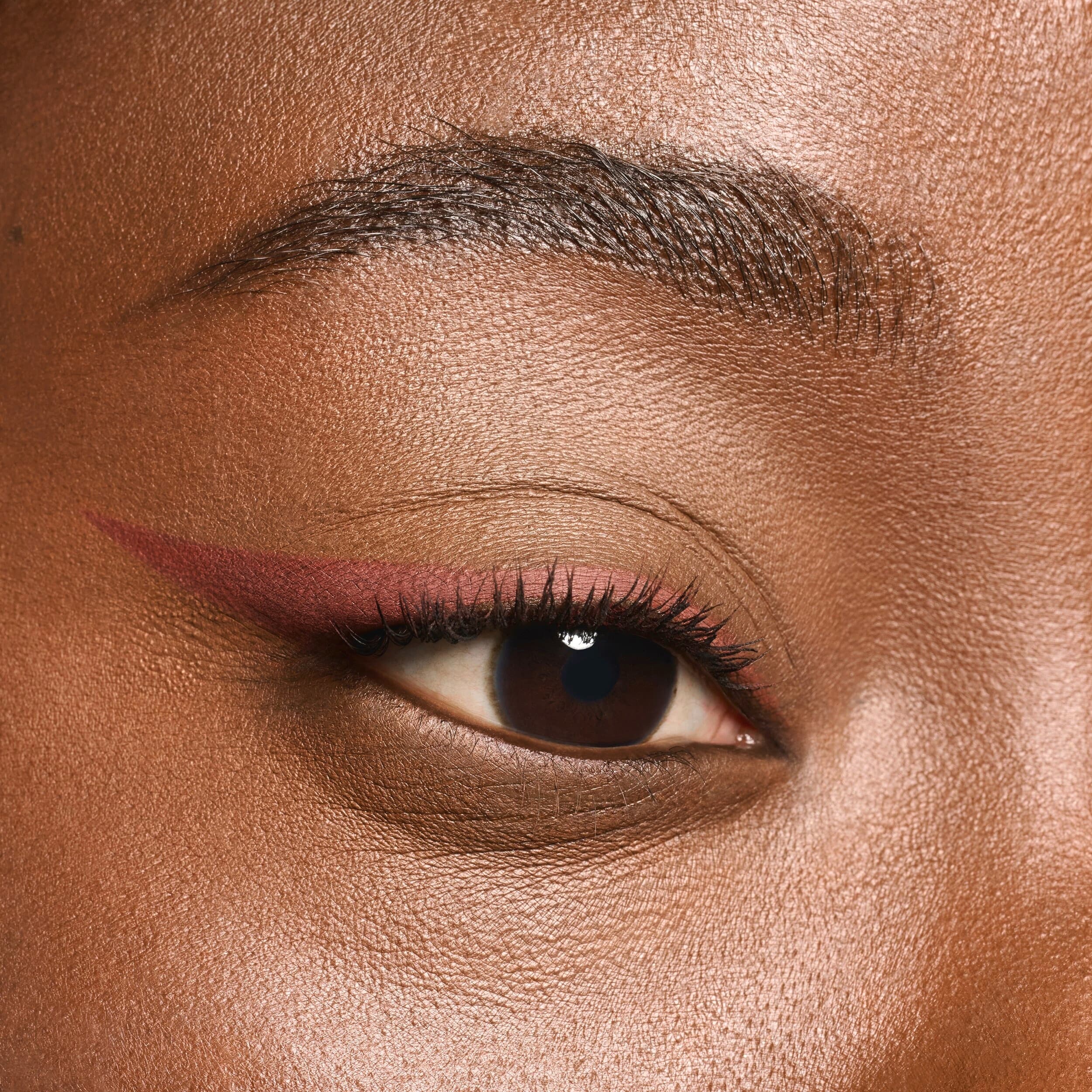 Produktbild essence SATIN BLEND gel eyeliner  6 von 11