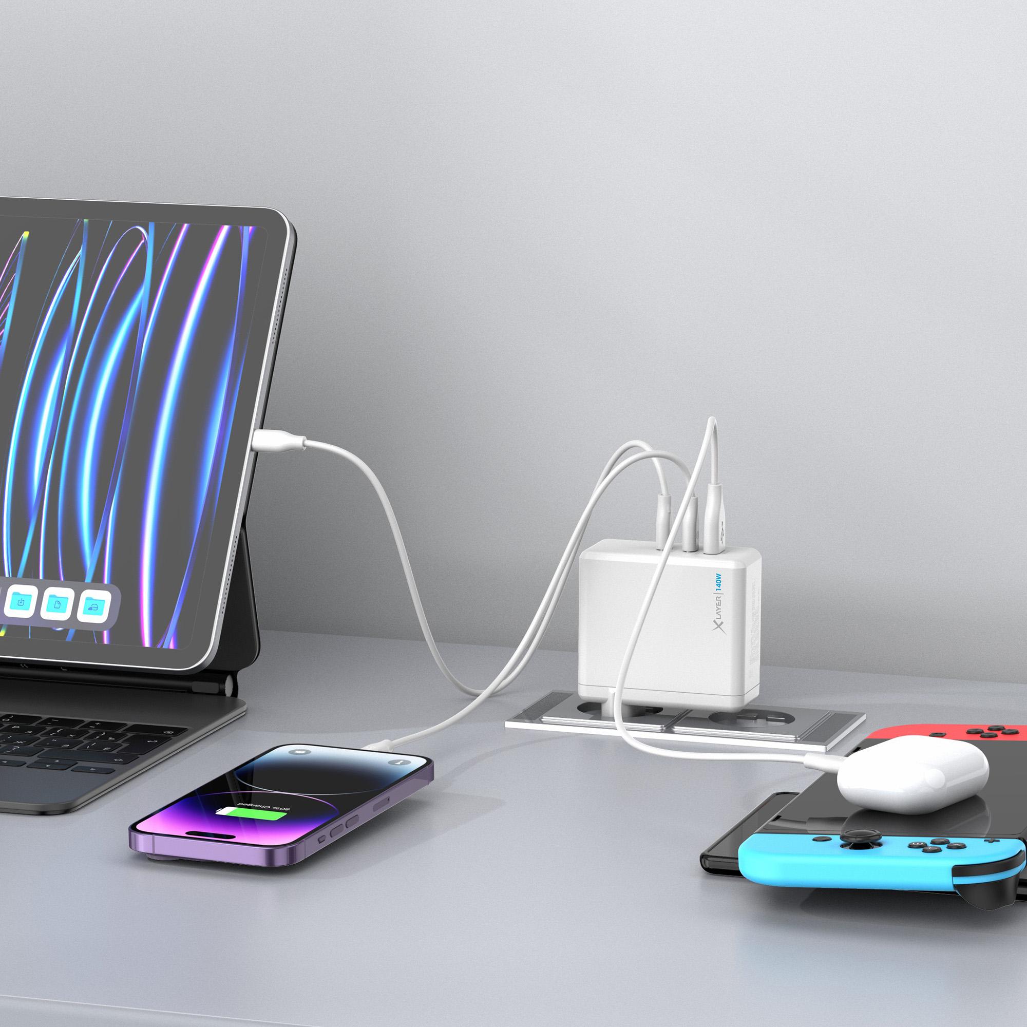 Produktbild XLayer Powercharger 140W mit 2x USB Typ C & 1x USB Typ A weiß 4 von 9