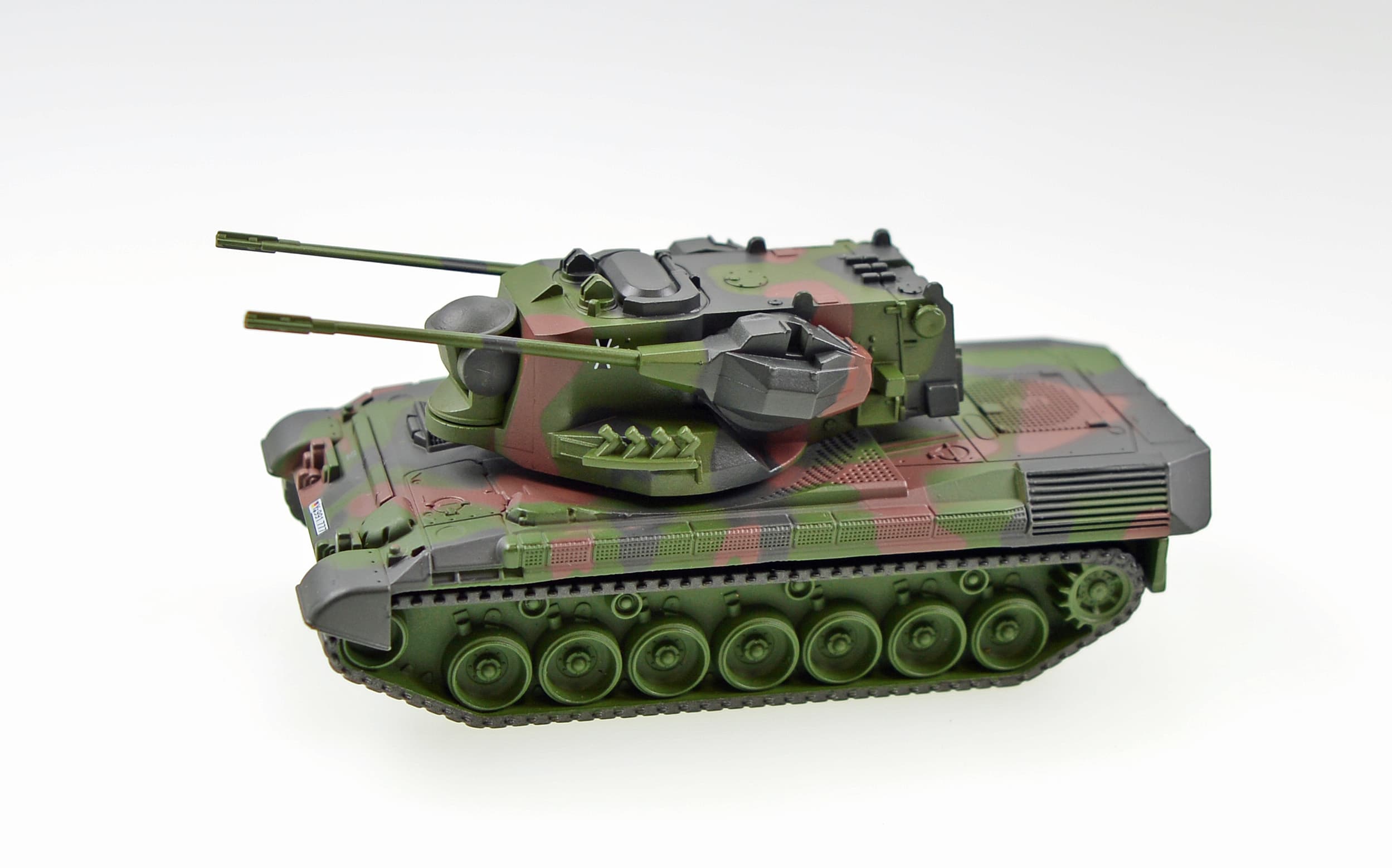 Schuco - 1:87 Gepard Flakpanzer BW Camo