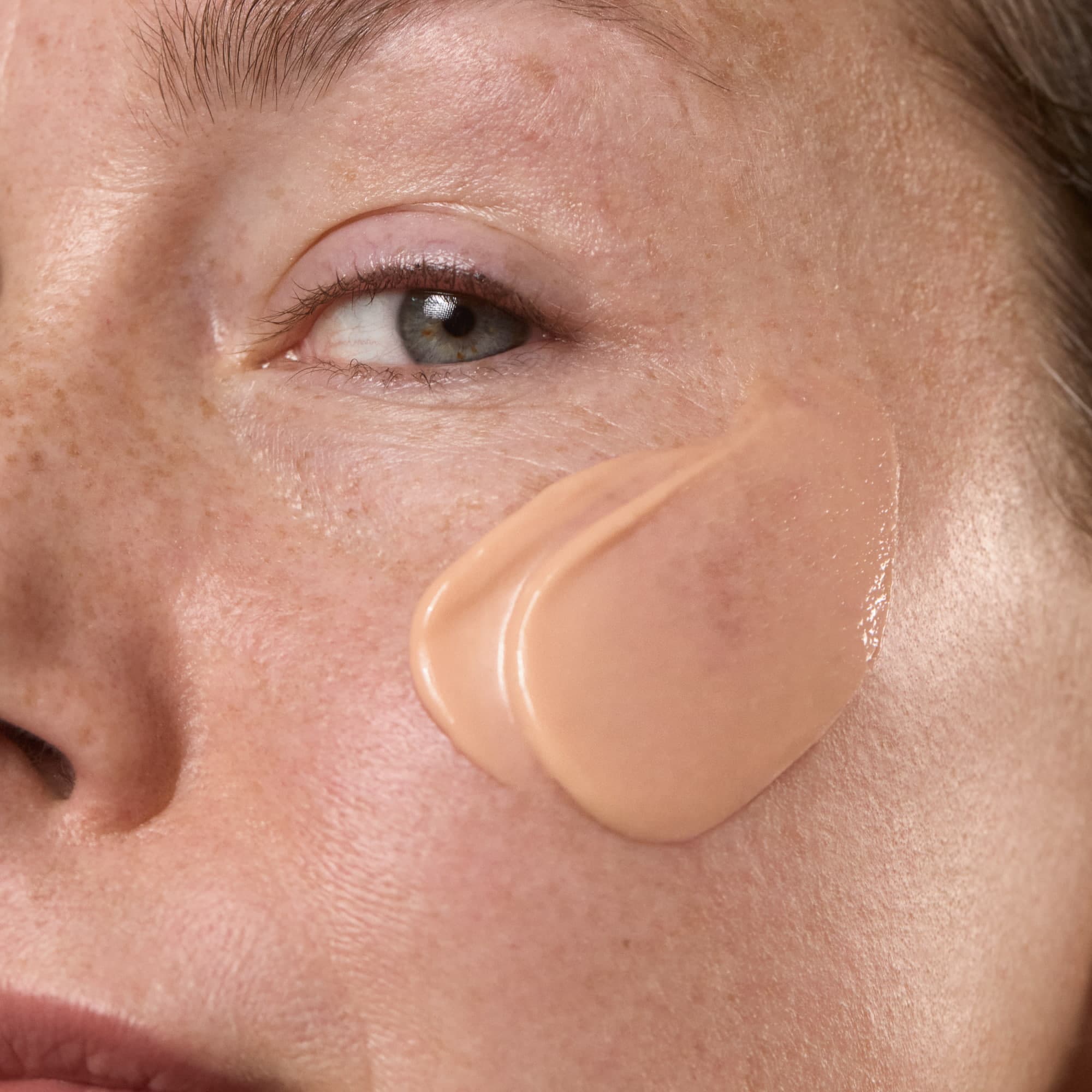 Produktbild MÁDARA KOJIC ALTERNATIVE Pigment Serum 5 von 8