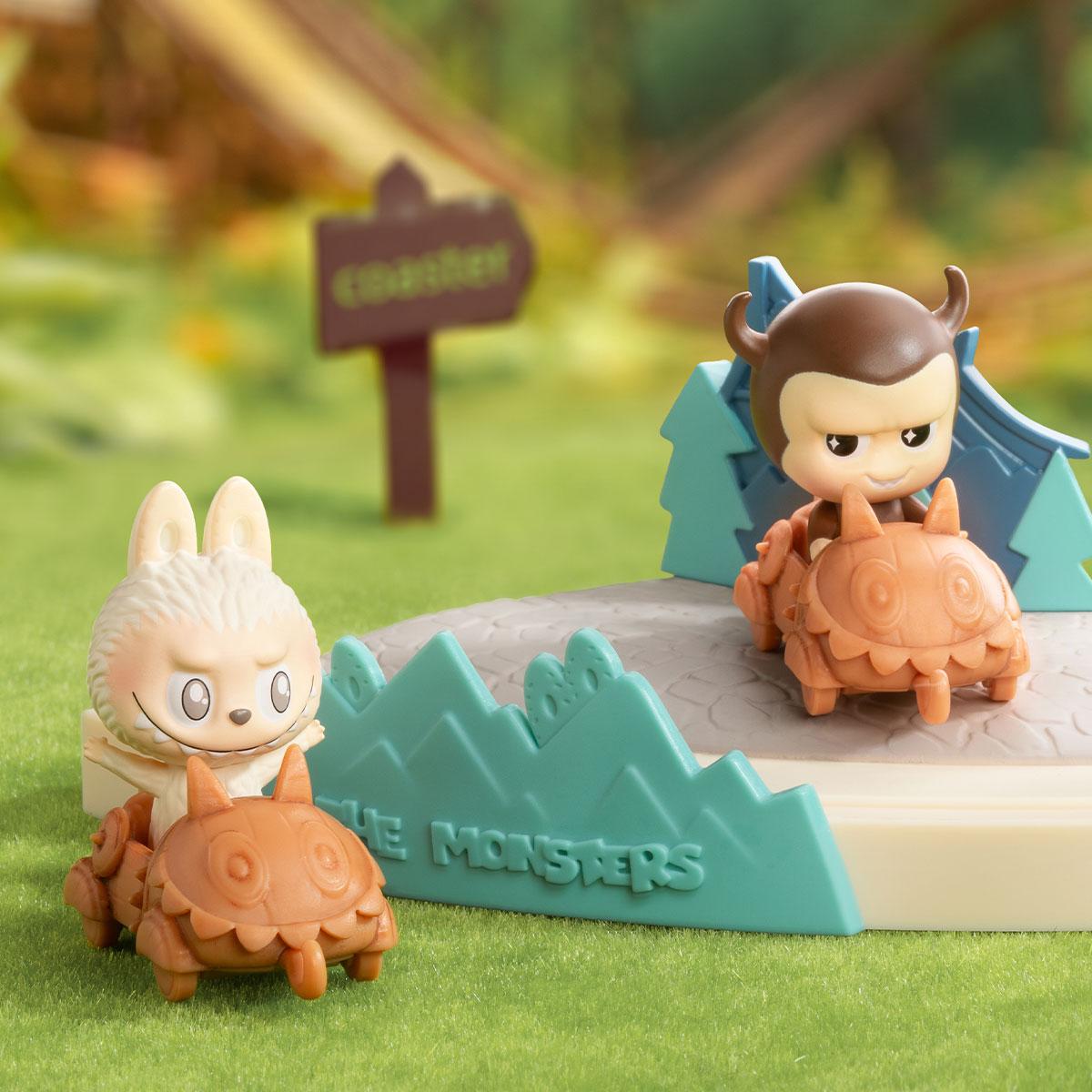 Produktbild Pop Mart THE MONSTERS Playing Games Series Scene Sets. Spielzeug-Sammelfigur in Blindbox - sortiert - eine Packung enthält eine zufällige Figur 3 von 8