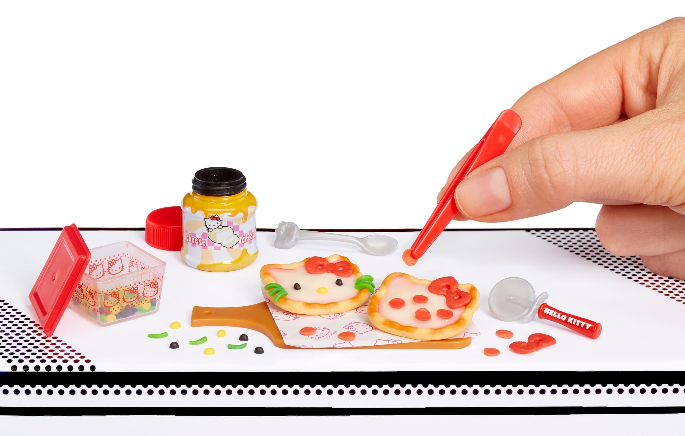 Produktbild MGA's Miniverse Make It Mini x Sanrio Series 2 – DIY Mini-Figuren mit Hello Kitty & Friends 4 von 6