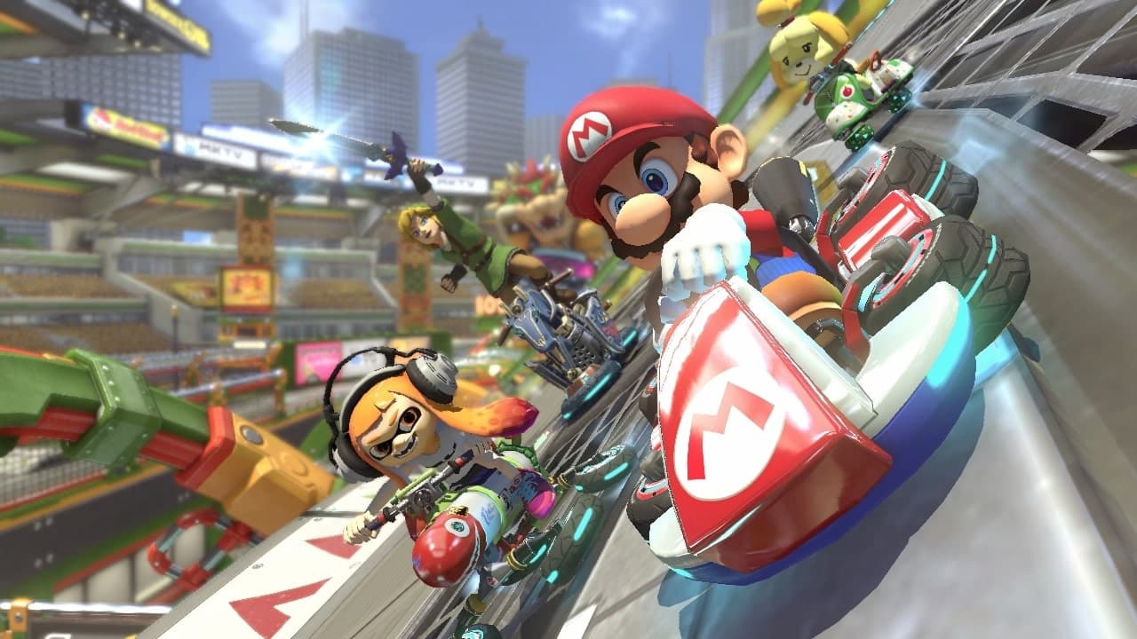 Produktbild Nintendo Switch™ – OLED-Modell (weiß) + Mario Kart 8 Deluxe + Nintendo Switch Online – 12-monatige Einzelmitgliedschaft 3 von 5