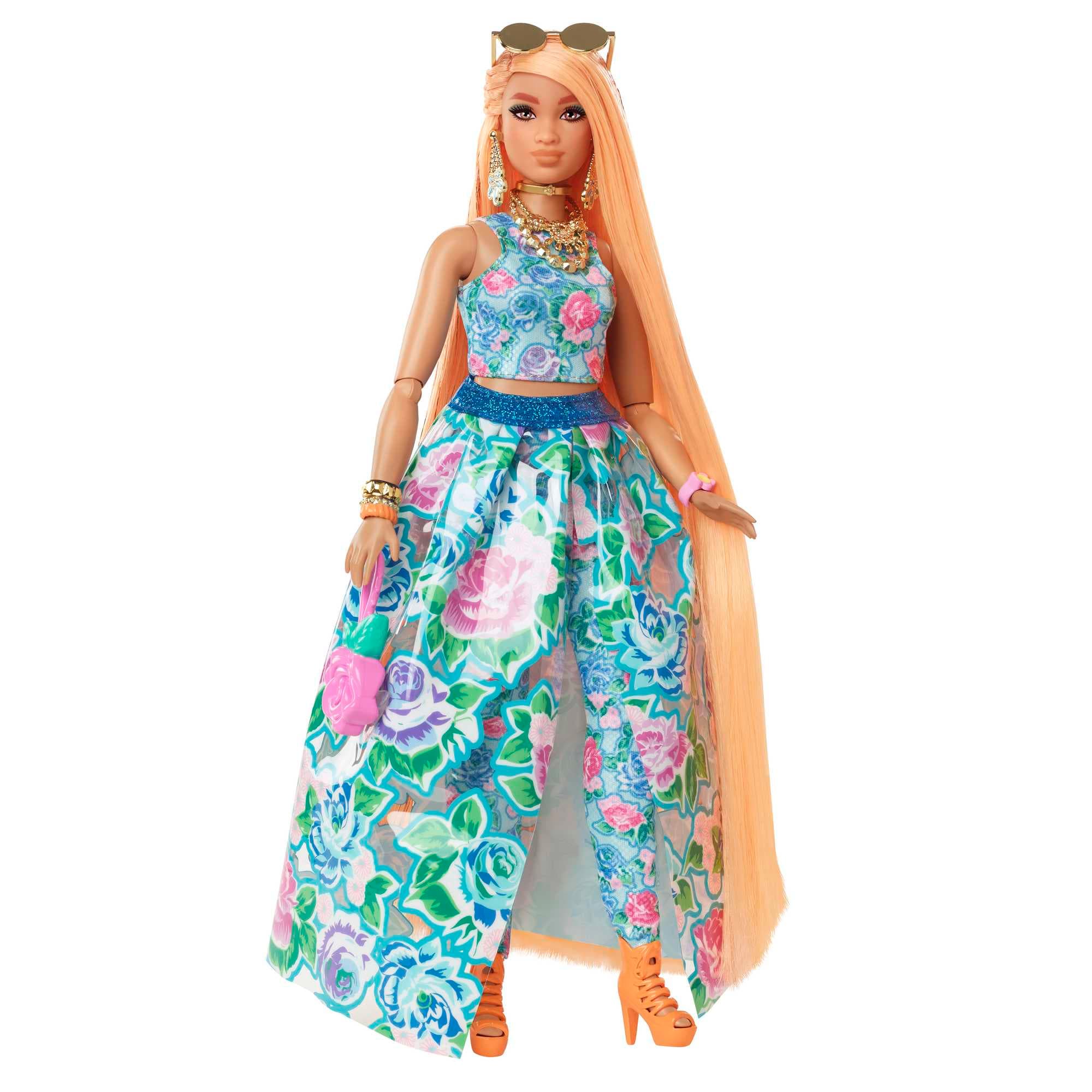 Produktbild Barbie Extra Fancy Puppe im blauen Kleid mit Blumenmuster 5 von 6