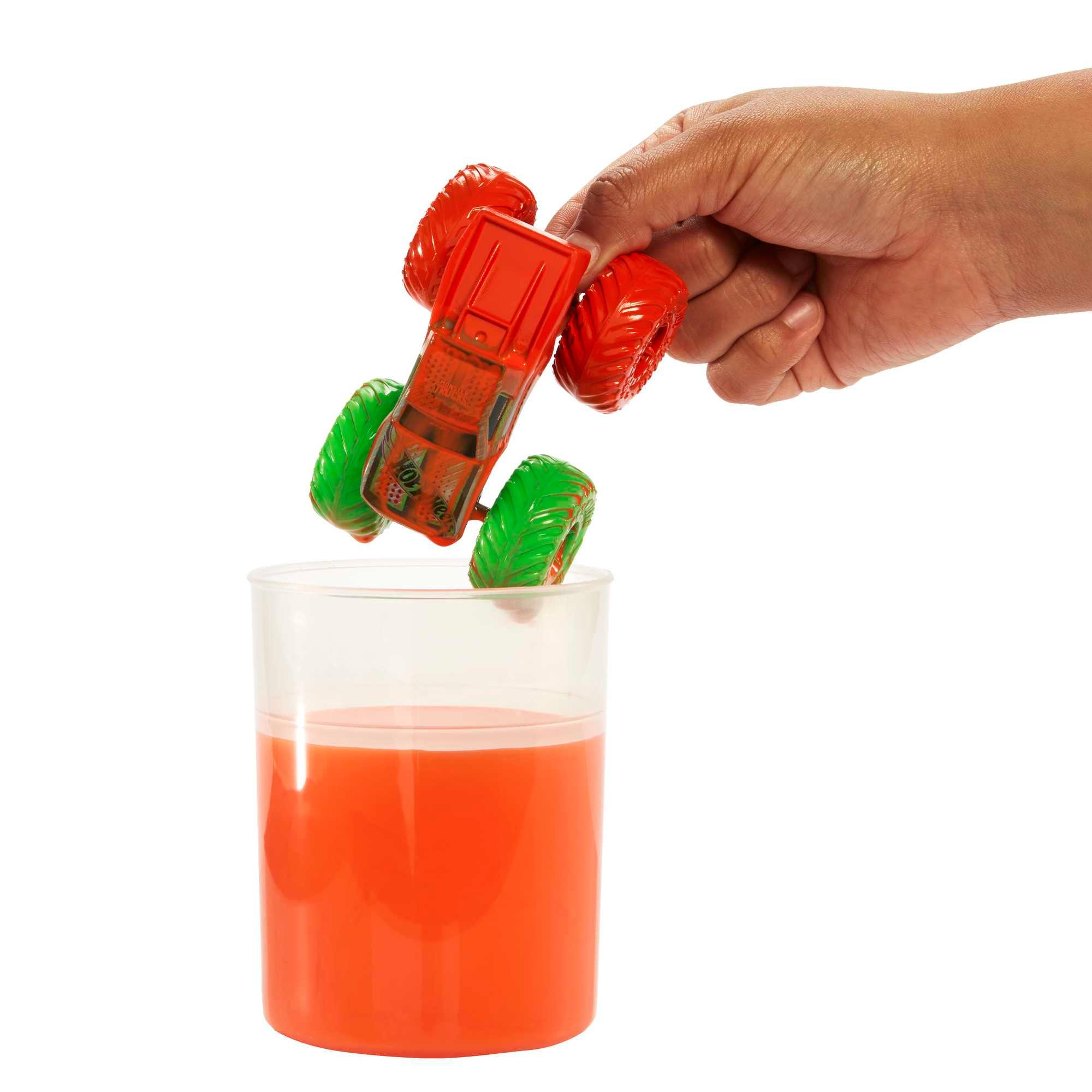 Produktbild Hot Wheels Monster Trucks Color Reveal Sortiment 2 von 6