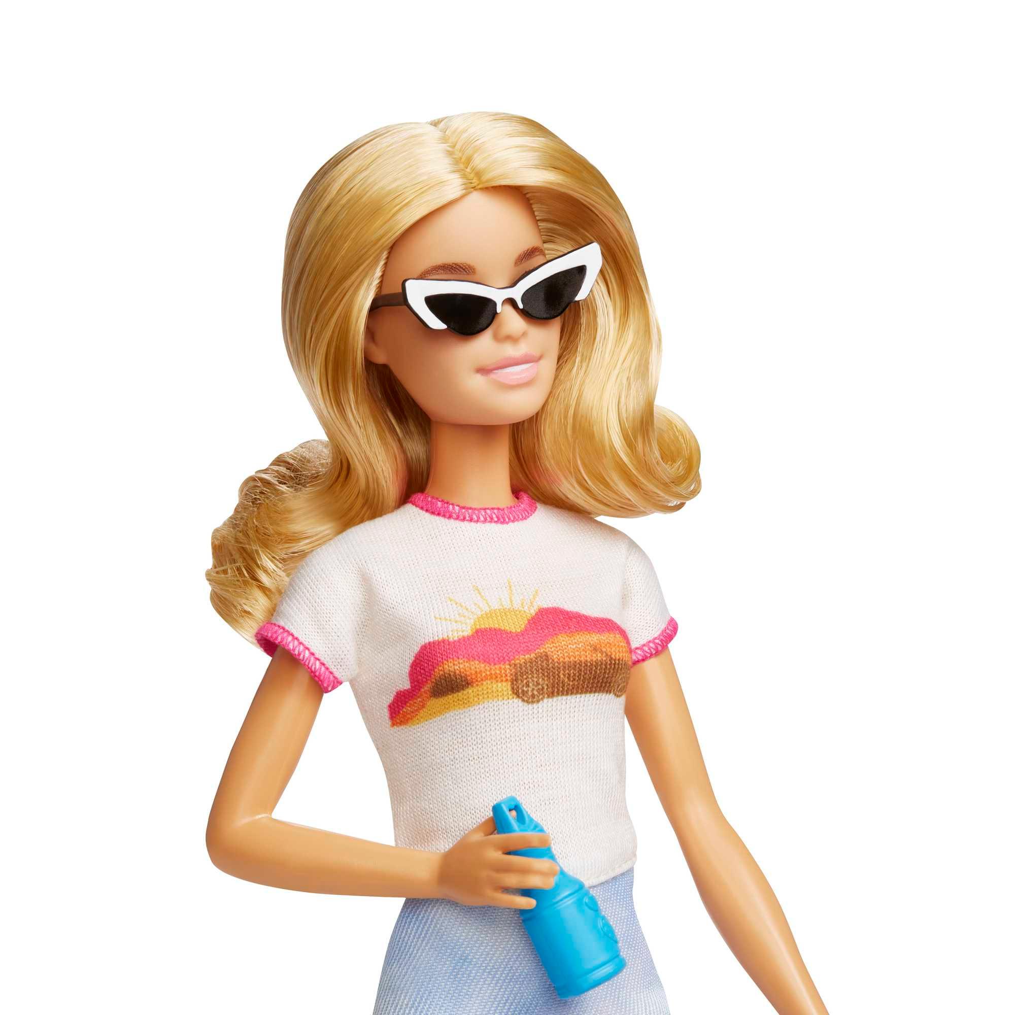 Produktbild Barbie Reise-Puppe (blond), Anziehpuppe mit Hund&Urlaubs-Zubehör 6 von 6