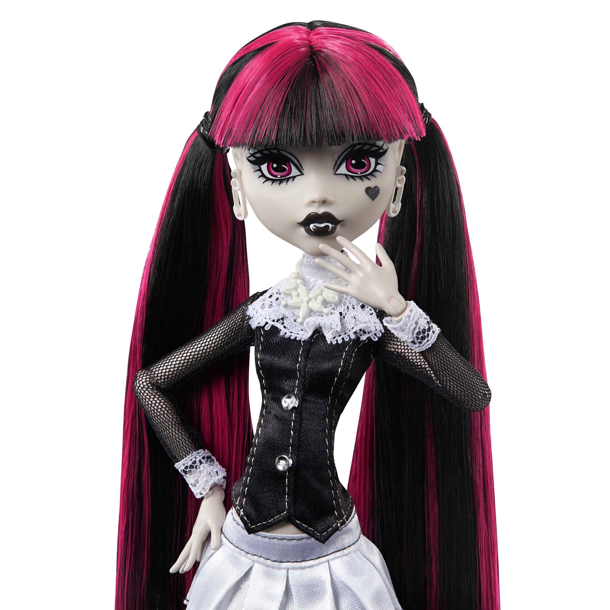 Produktbild Monster-High-Puppe mit Poster, Draculaura in Schwarzweiß 2 von 6