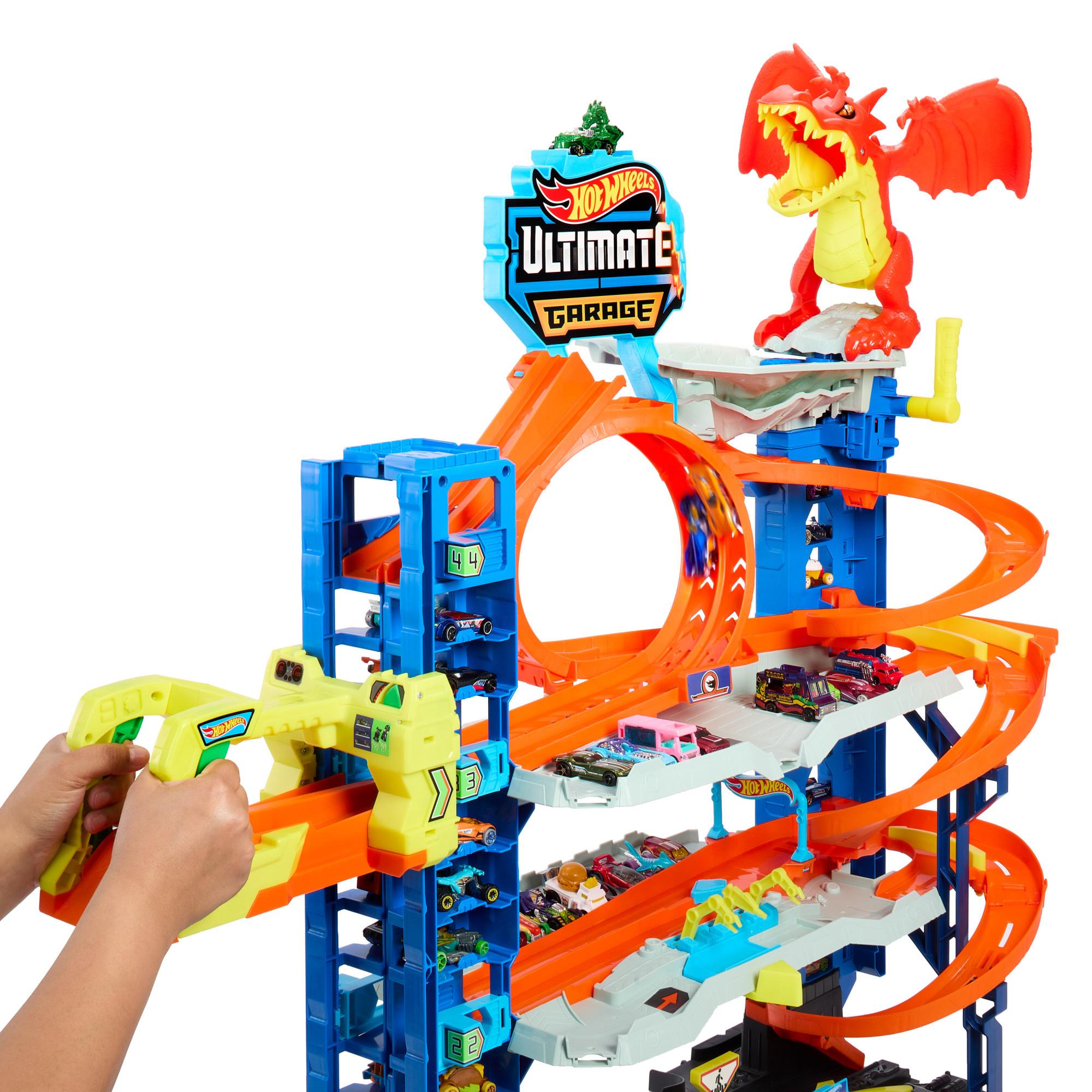 Produktbild Hot Wheels Ultimative Garage Spielset mit 2 Die-Cast-Autos, Spielzeugaufbewahrung für mehr als 50 Autos 2 von 6