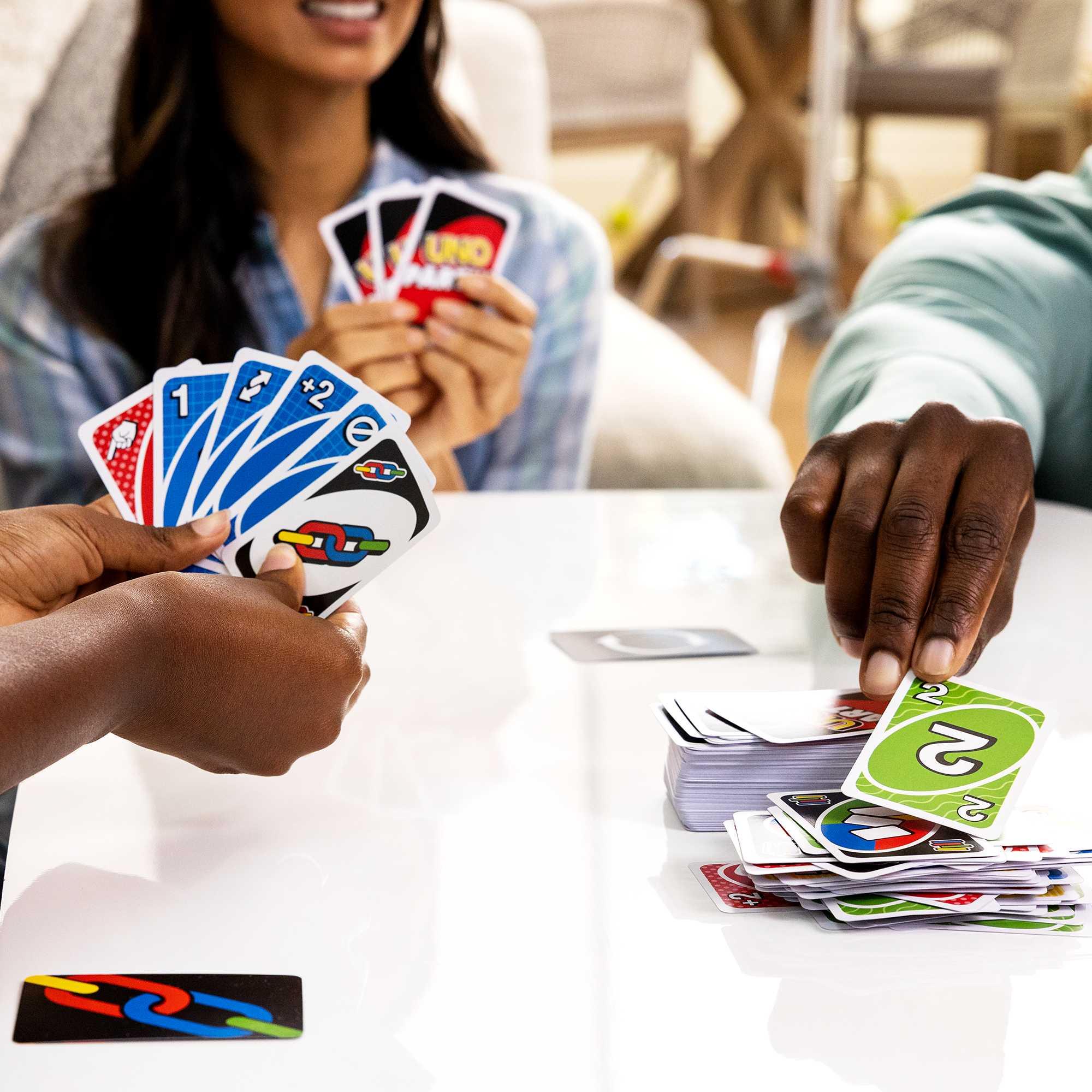 Produktbild UNO Party™ Family Card Game for Kids and Adults 6 von 6