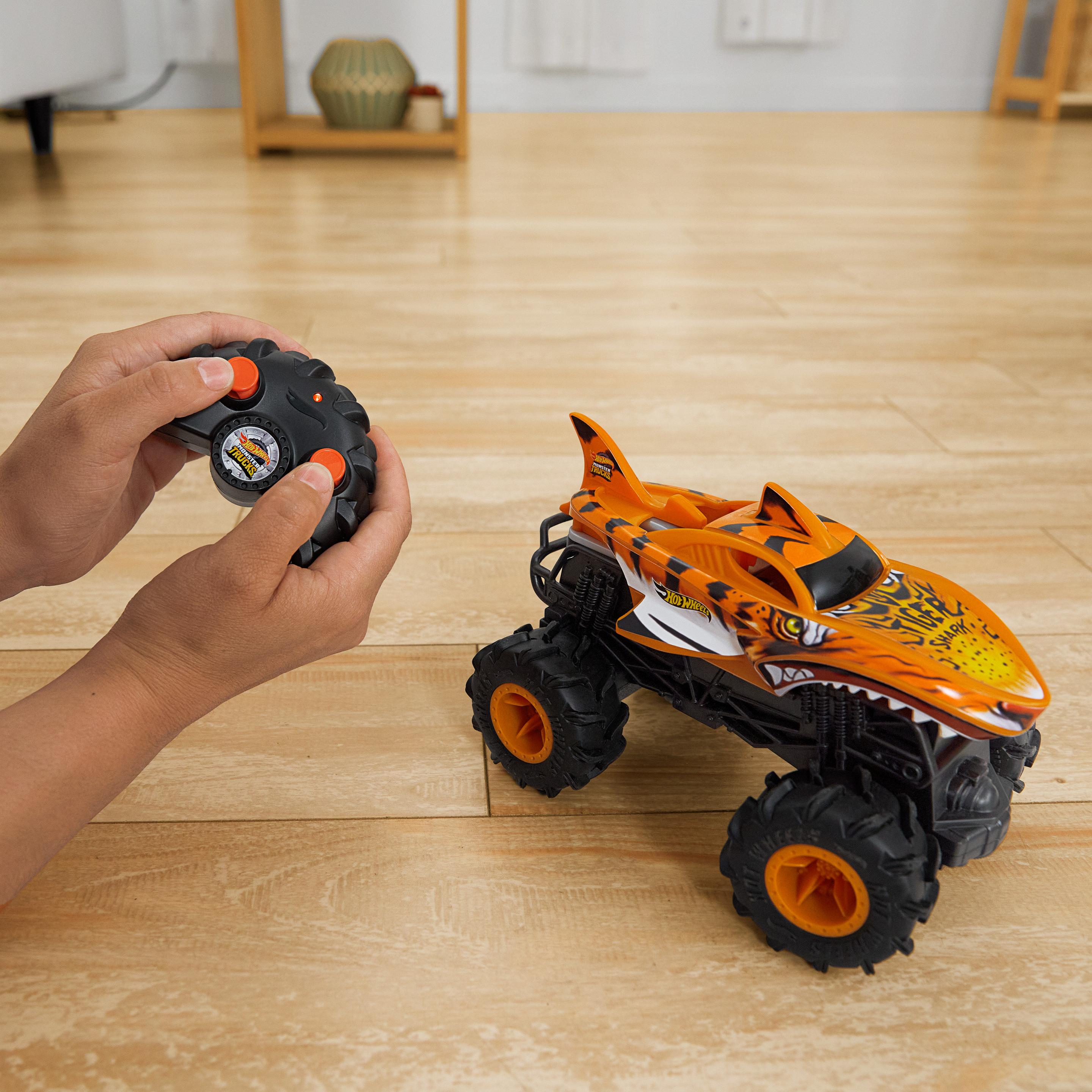 Produktbild Hot Wheels RC Monster Trucks HW Tigerhai RC im Maßstab 1:24, ferngesteuerter Spielzeugtruck 8 von 11