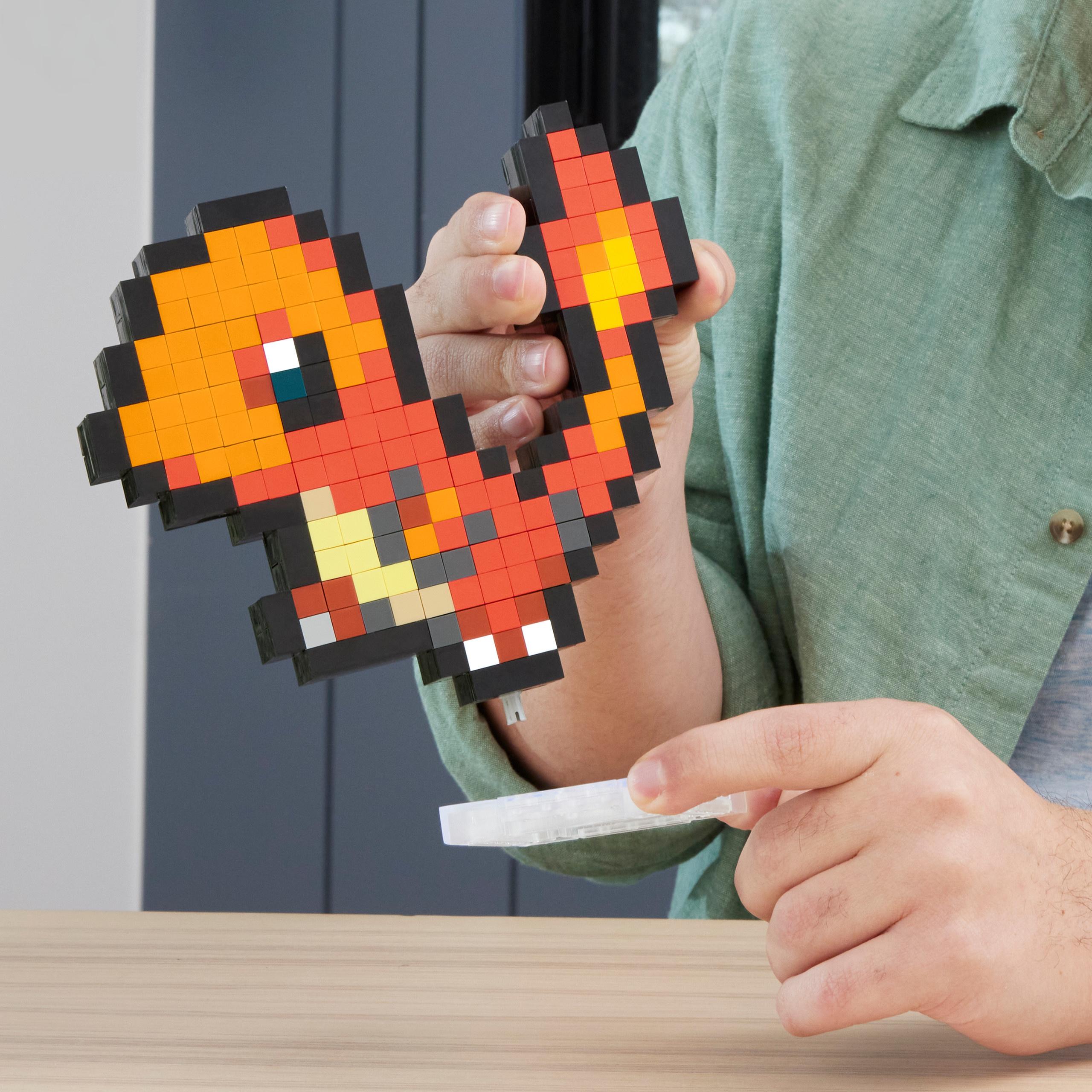 Produktbild MEGA Pokémon Glumanda Bauspielzeug-Set (349-teilig) Retro-Set für Sammler 4 von 6