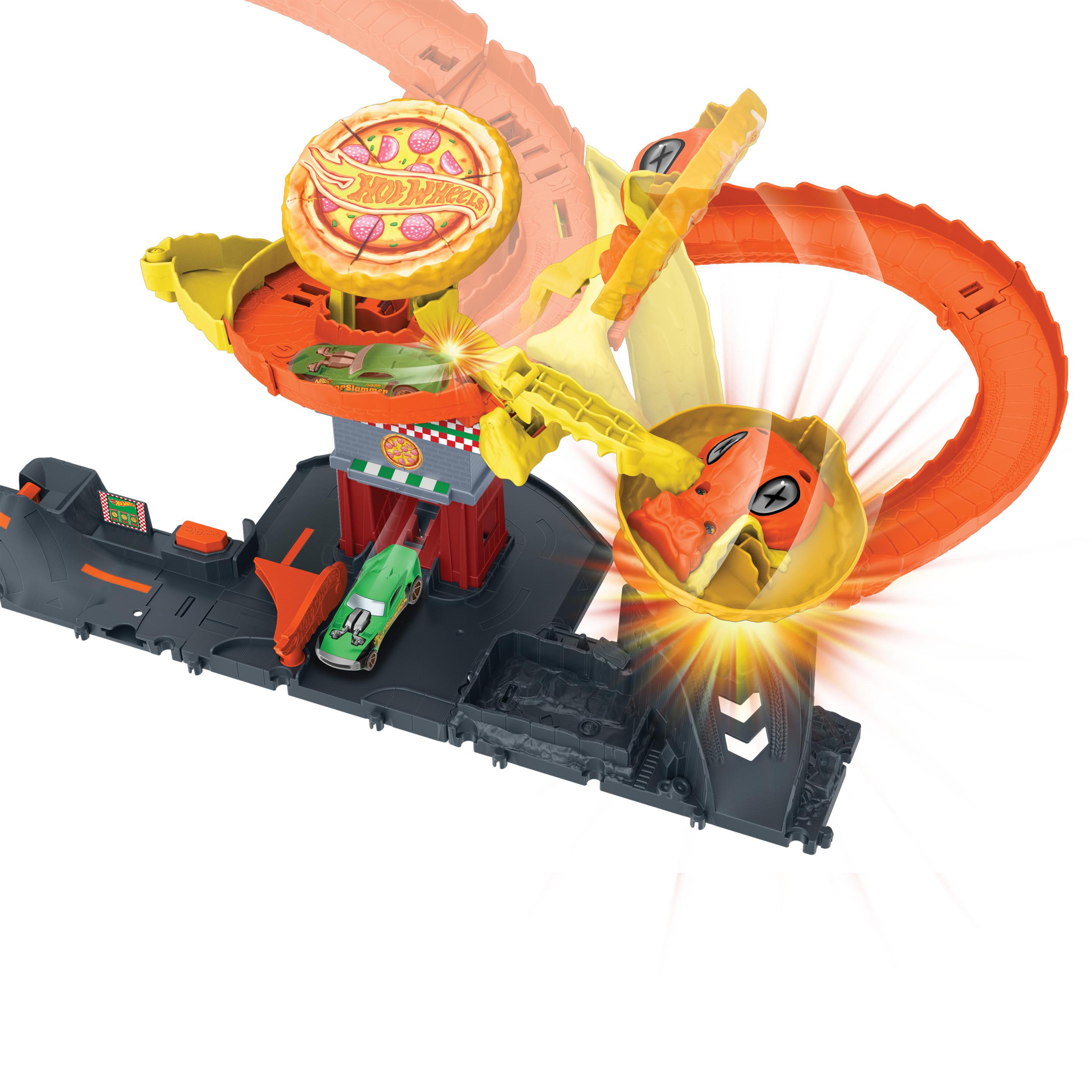 Produktbild Hot Wheels City Pizza-Kobra-Angriff-Spielset mit Spielzeugauto im Maßstab 1:64 4 von 6
