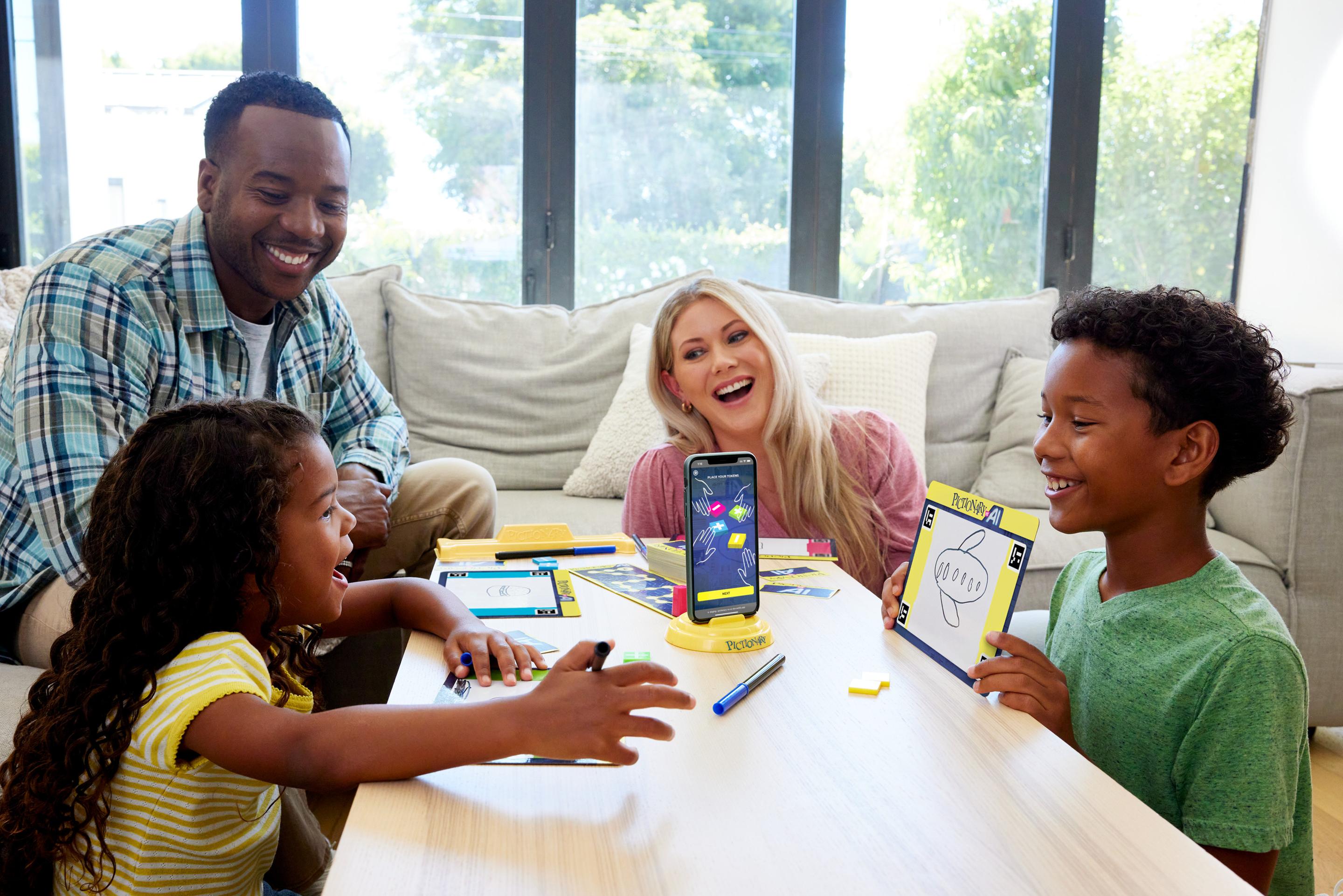 Produktbild Pictionary Vs. KI, Familienspiel mit künstlicher Intelligenz für Kinder und Erwachsene, ideal für Spieleabende 6 von 6