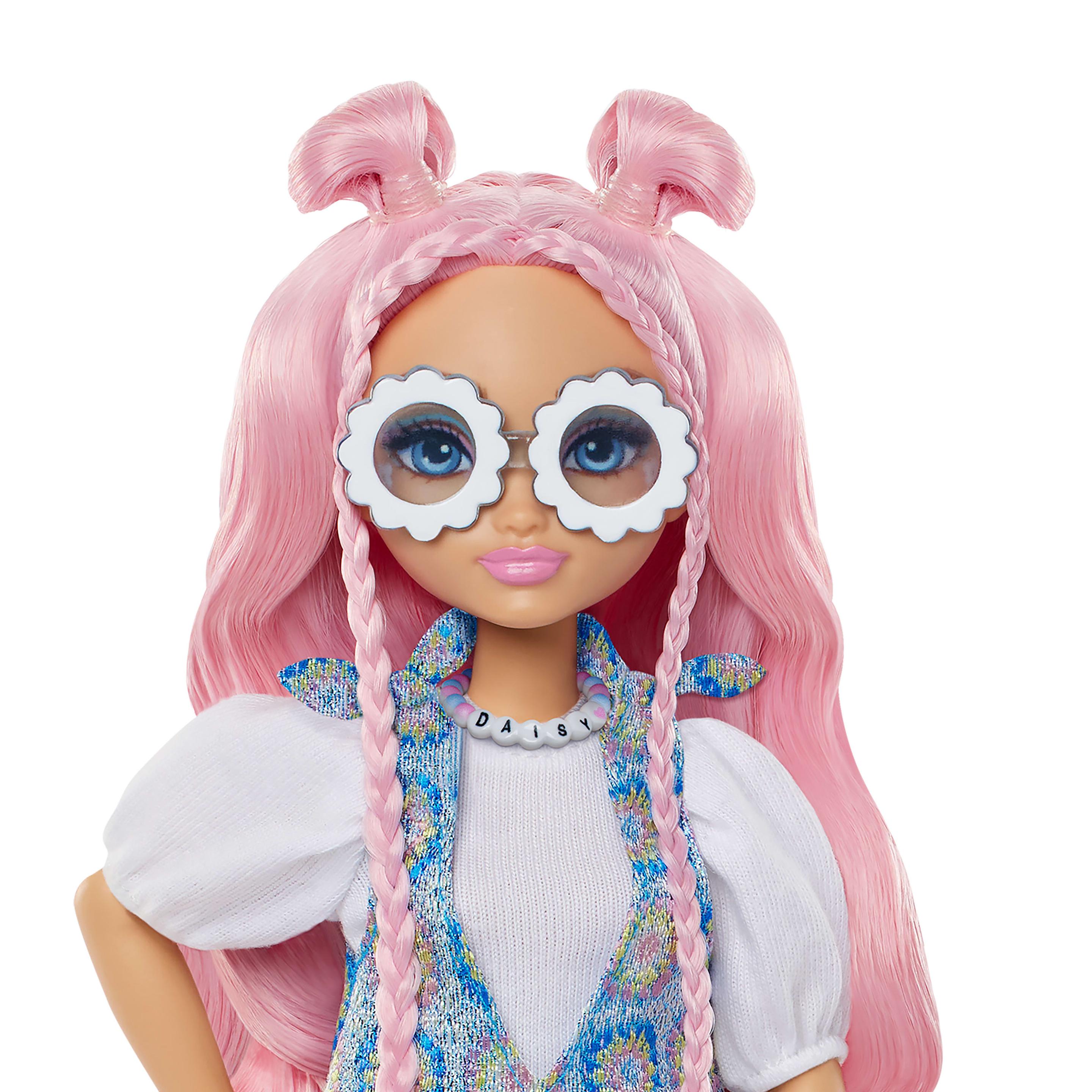 Produktbild Barbie Dream Besties Daisy Jean-Modepuppe mit 9 Zubehörteilen zum Thema DJ und Musik 2 von 4