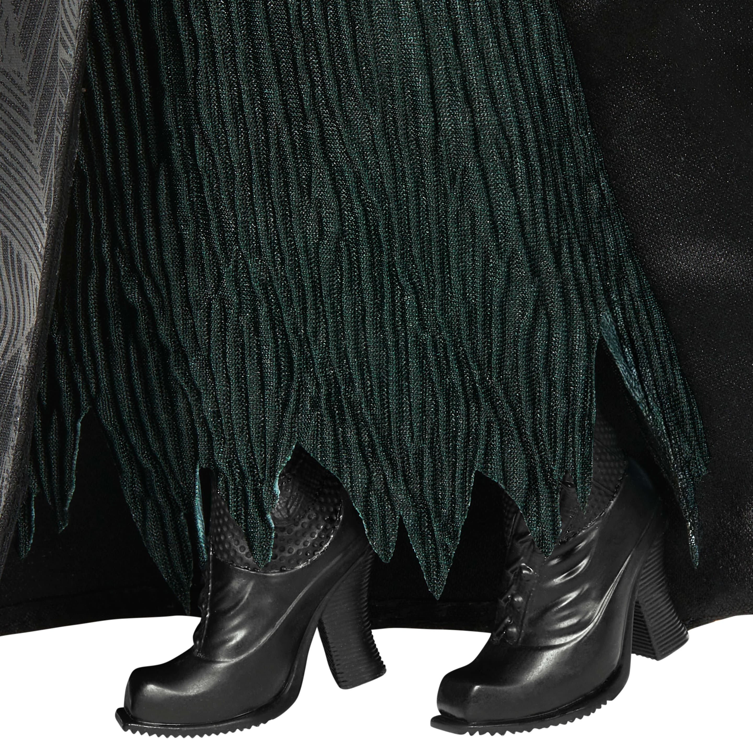 Produktbild Wicked: For Good von Universal Pictures Elphaba-Puppe mit filmgetreuem Outfit und 4 Accessoires 2 von 6