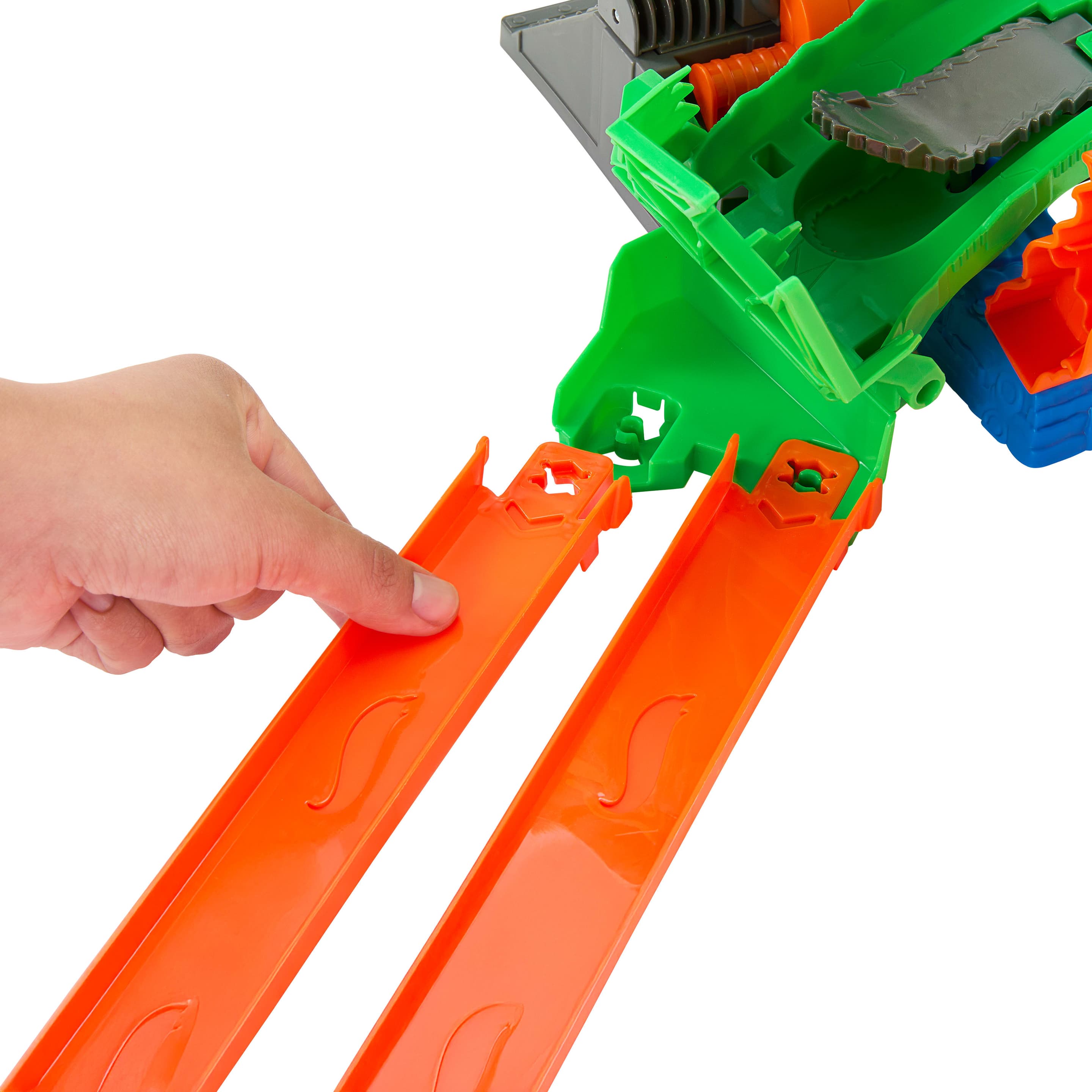 Produktbild Hot Wheels Monster Trucks Sharks vs. Dinos Drachenzerstörungs-Spielset und 2 Spielzeugtrucks 2 von 6