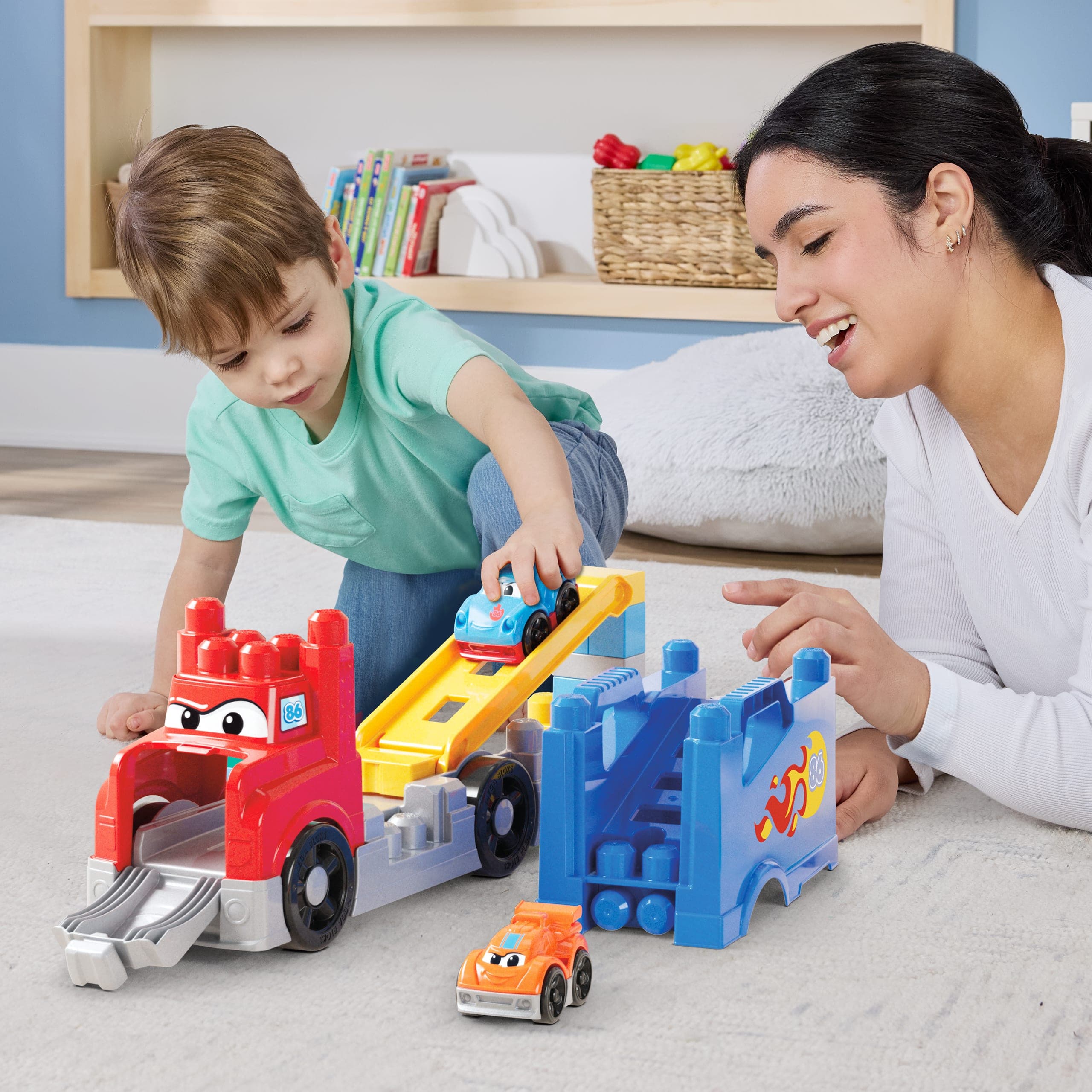 Produktbild MEGA BLOKS-Bausteine Fast Tracks Rennwagen-Transporter Spielbausteine (19 Teile) für Kleinkinder 2 von 6