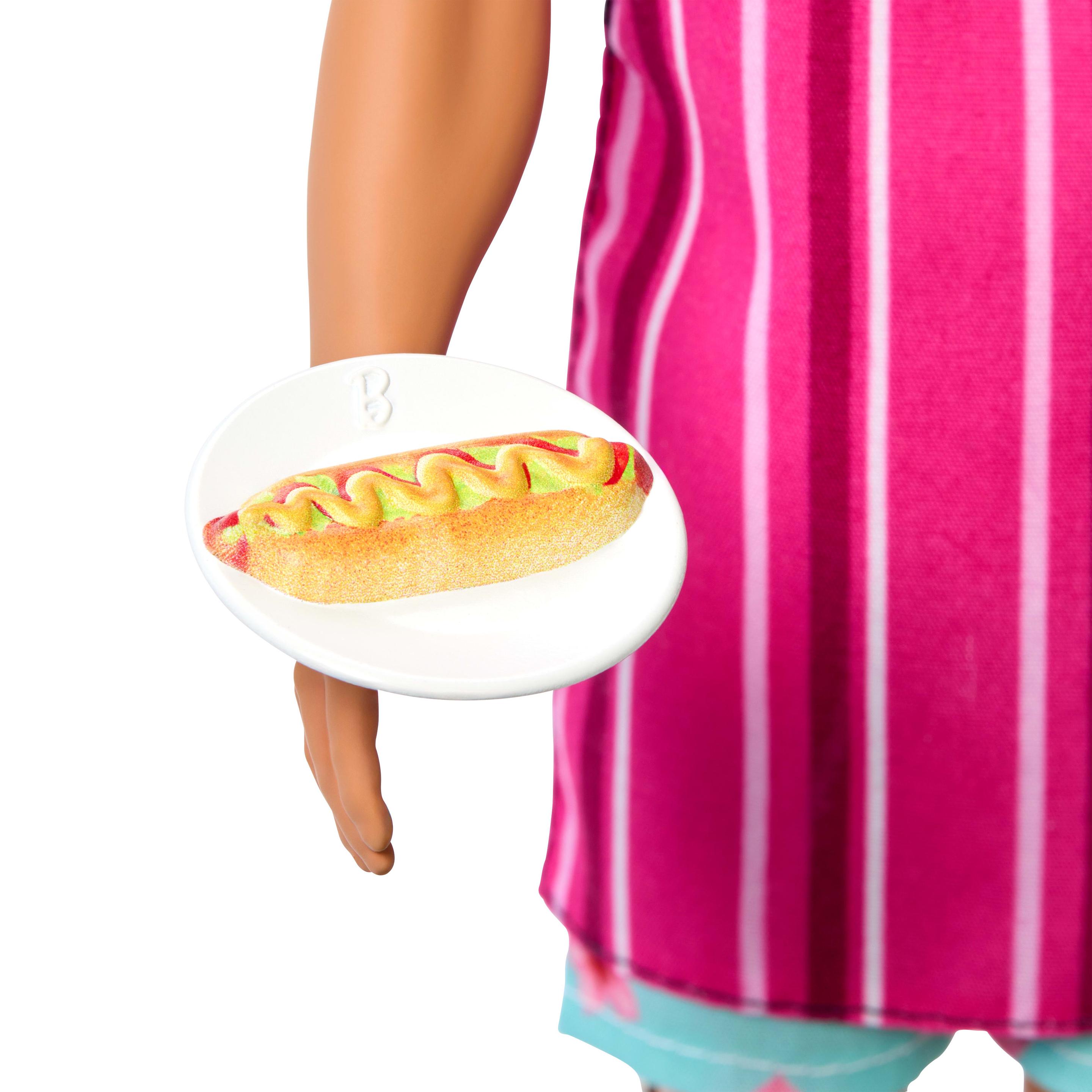 Produktbild Barbie Mysteries: Beach Detectives“ Ken-Puppe mit unverkennbarem Outfit und Zubehörteilen zum Geschichtenerzählen 4 von 5