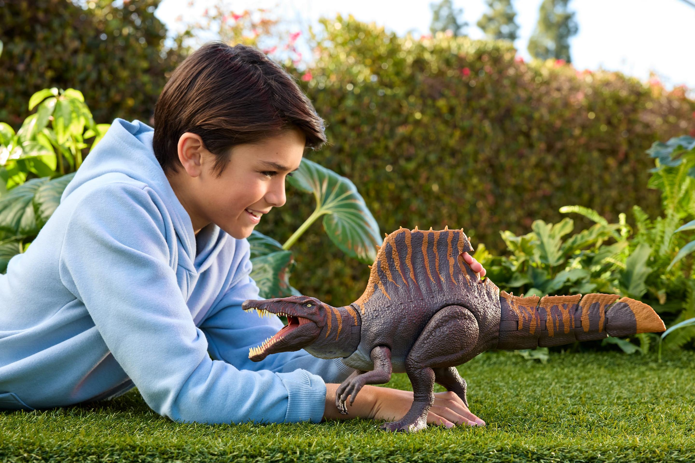 Produktbild Jurassic World Rebirth Tail Thrasher Spinosaurus-Actionfigur, Dinosaurierspielzeug mit 2 Angriffsbewegungen 6 von 6