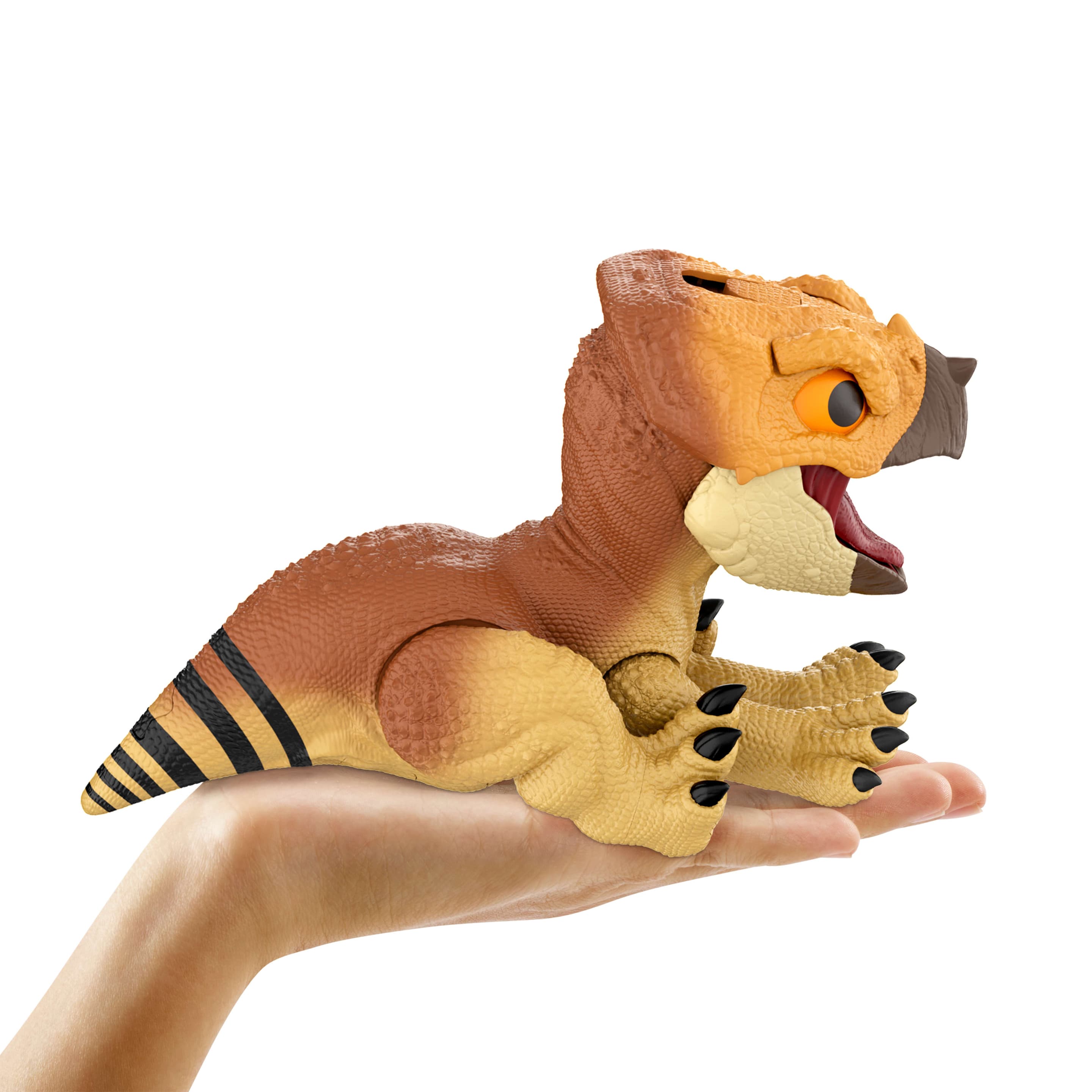 Produktbild Jurassic World: Die Wiedergeburt Primal Protector Aquilops Dolores Interaktives Dinosaurierspielzeug 2 von 6