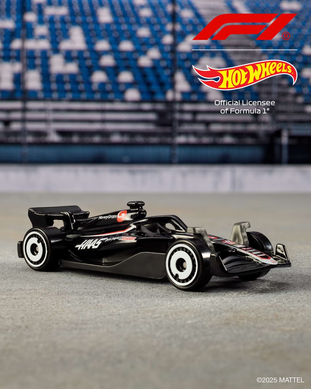 Produktbild Hot Wheels 5er-Pack Race Team, Set aus 5 Formel 1 Die-Cast-Spielzeugautos im Maßstab 1:64 5 von 6