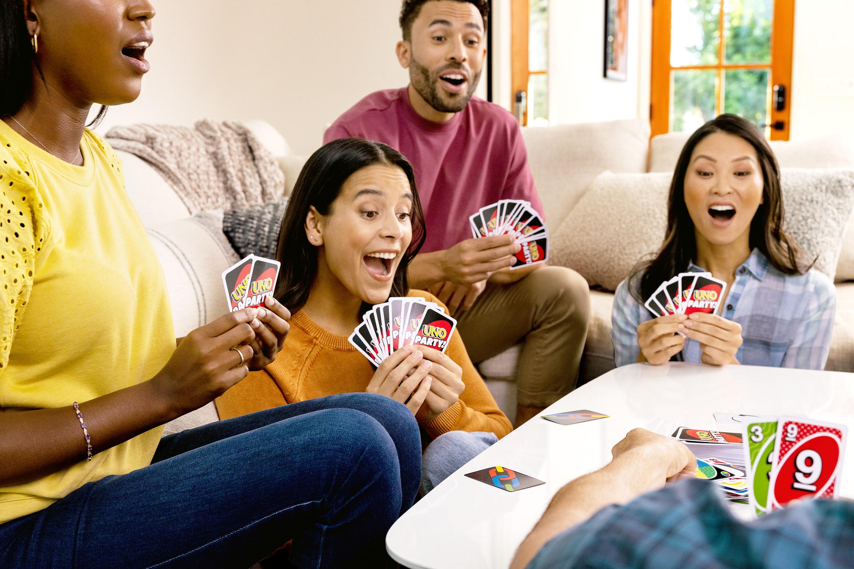Produktbild UNO Party Kartenspiel für große Gruppen, Kinder, Erwachsene, Familienabende, 6 bis 14 Spieler, ab 7 Jahren 6 von 6