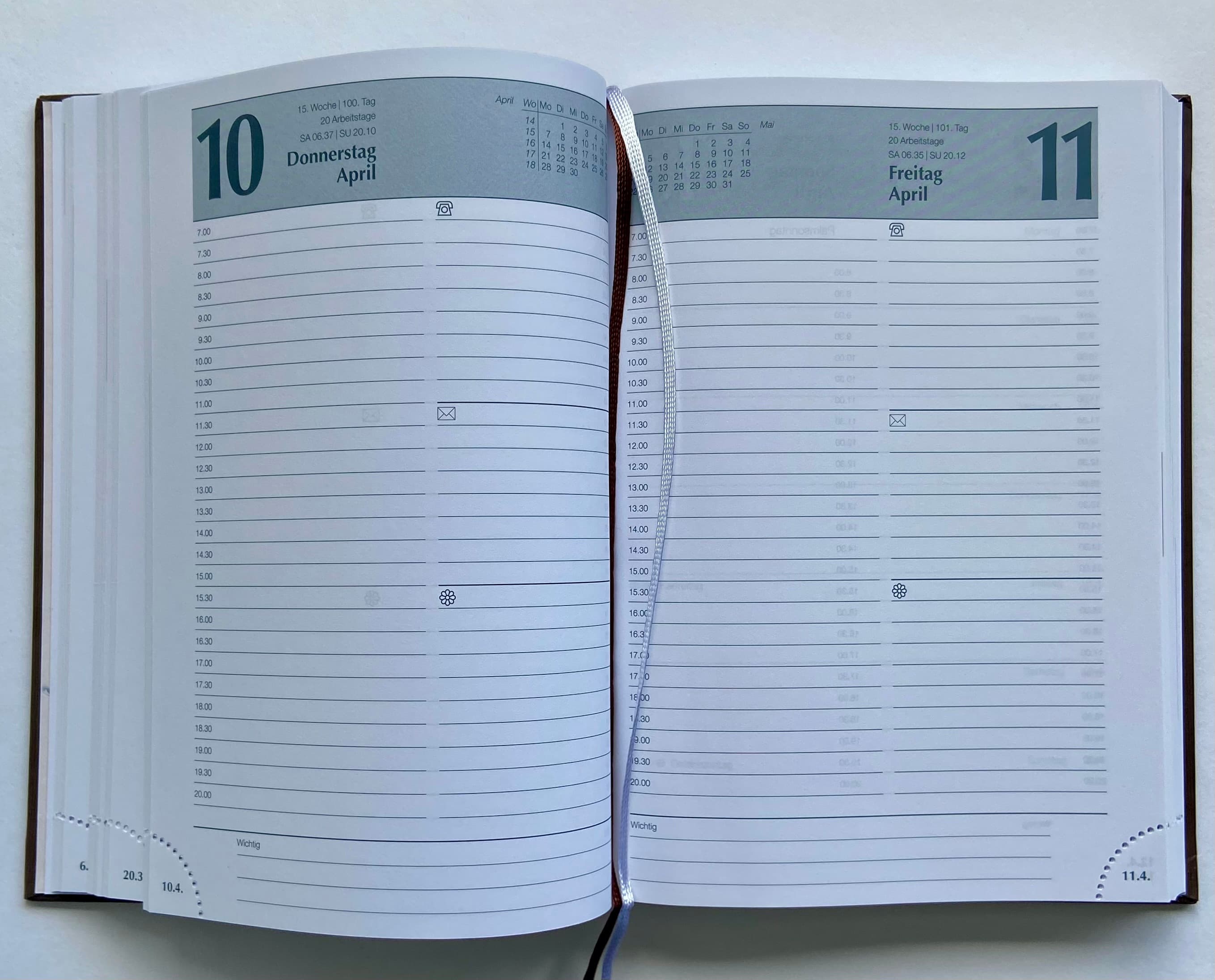 Produktbild Kalender-Buch A5 2025 Capys Braun Metallic 1 Tag/1 Seite 2 von 2