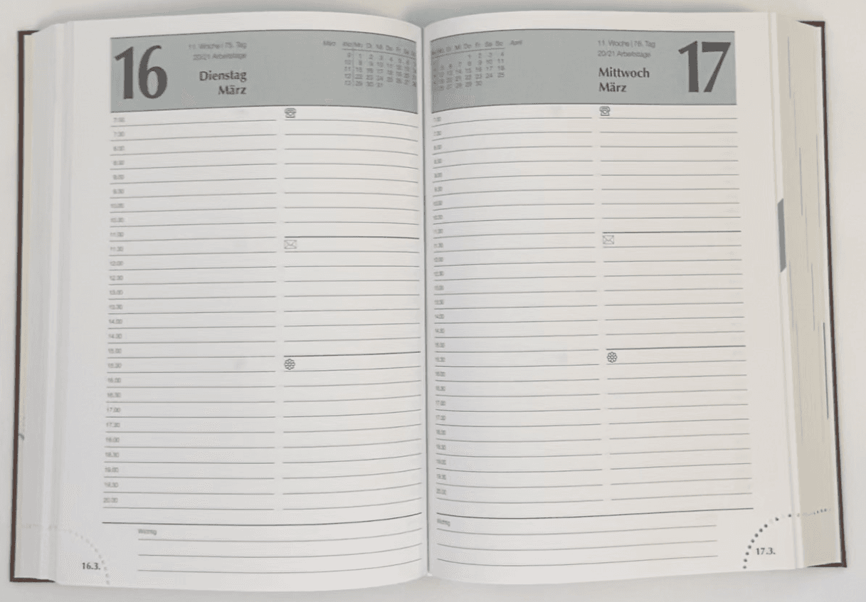 KALENDER-BUCH Juli 2026-Dezember 2027 Blau 592 Seiten