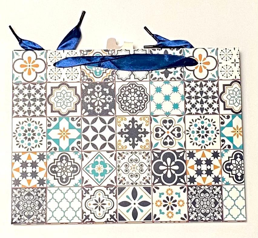Geschenktüte BLAUE FLIESEN 24x18x8cm