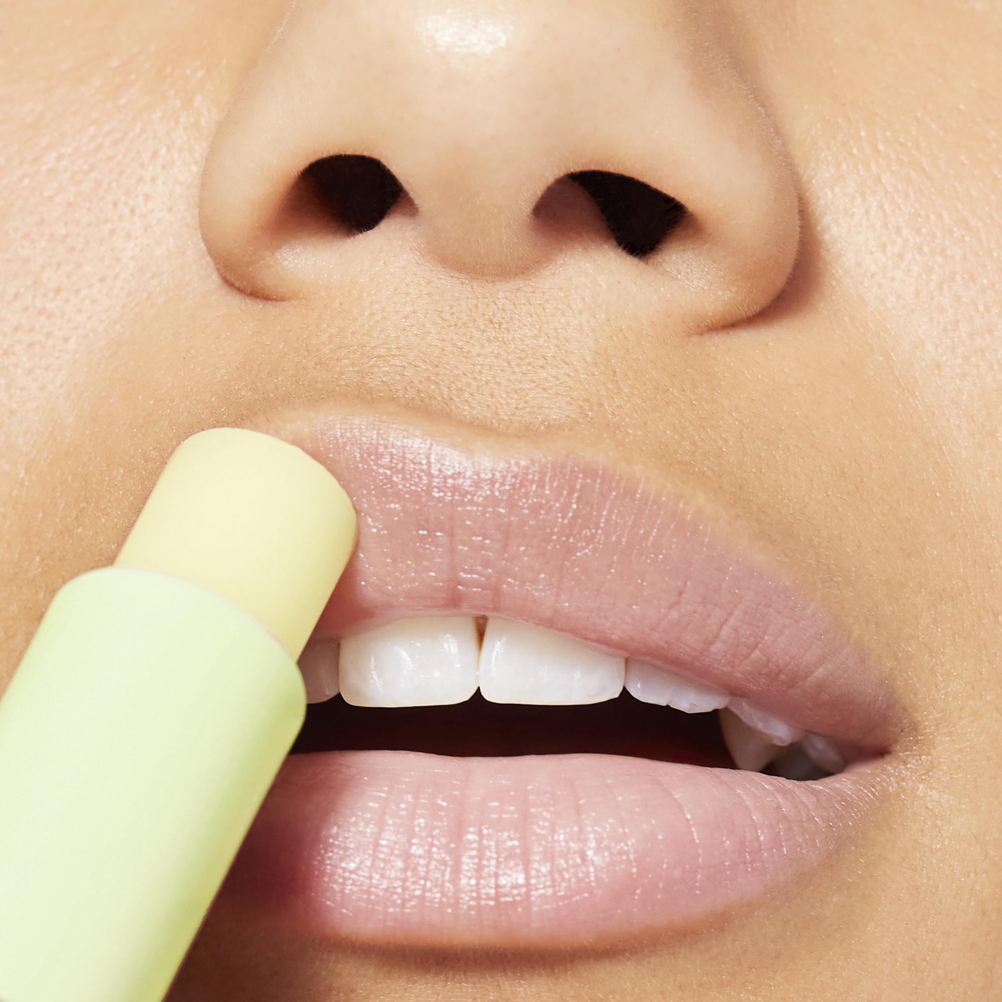 Produktbild NUXE Sweet Lemon Feuchtigkeitsspendender Lippenpflegestift mit Zitronenbaiser-Duft 5 von 6