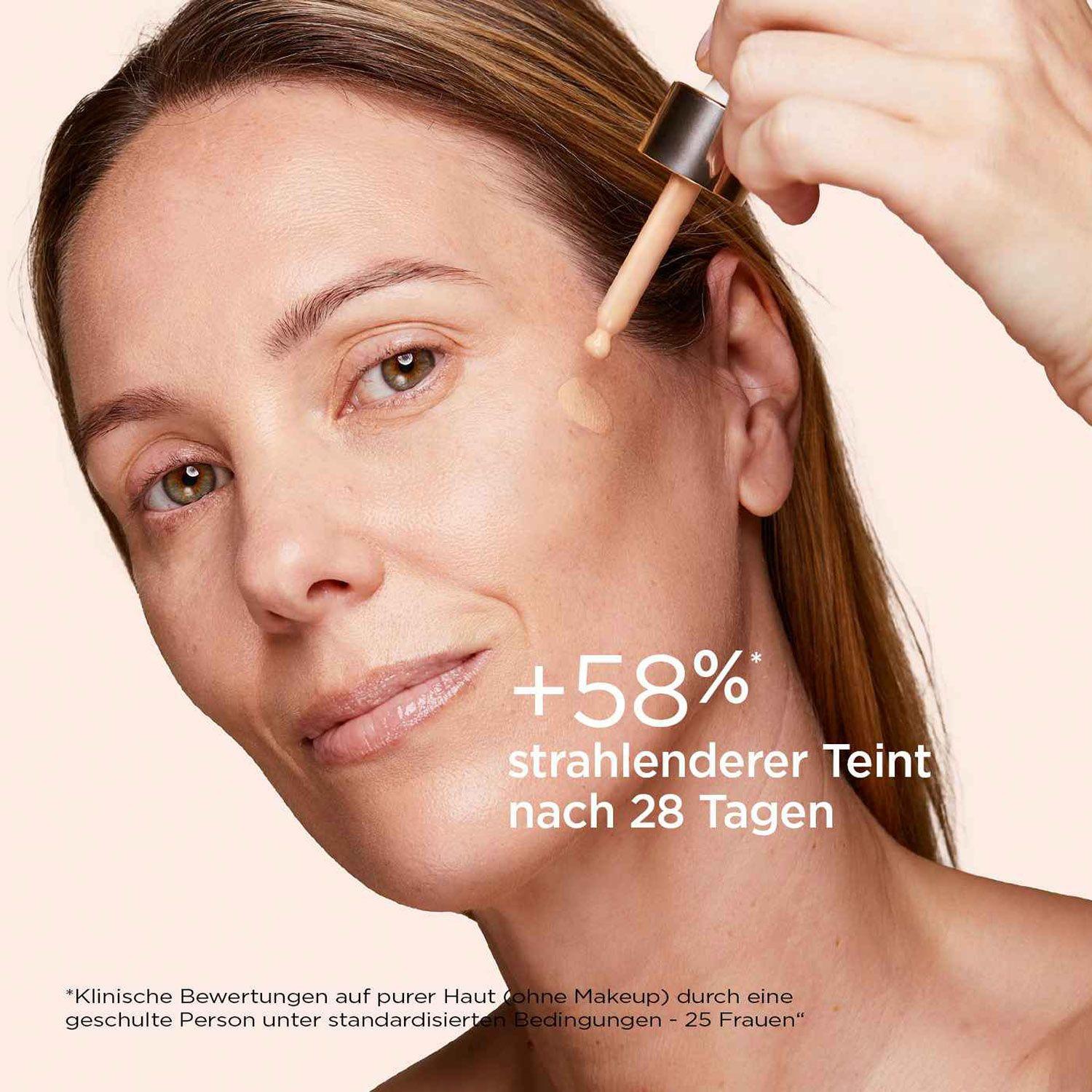 Produktbild CLARINS Skin Illusion SPF 15 5 von 9