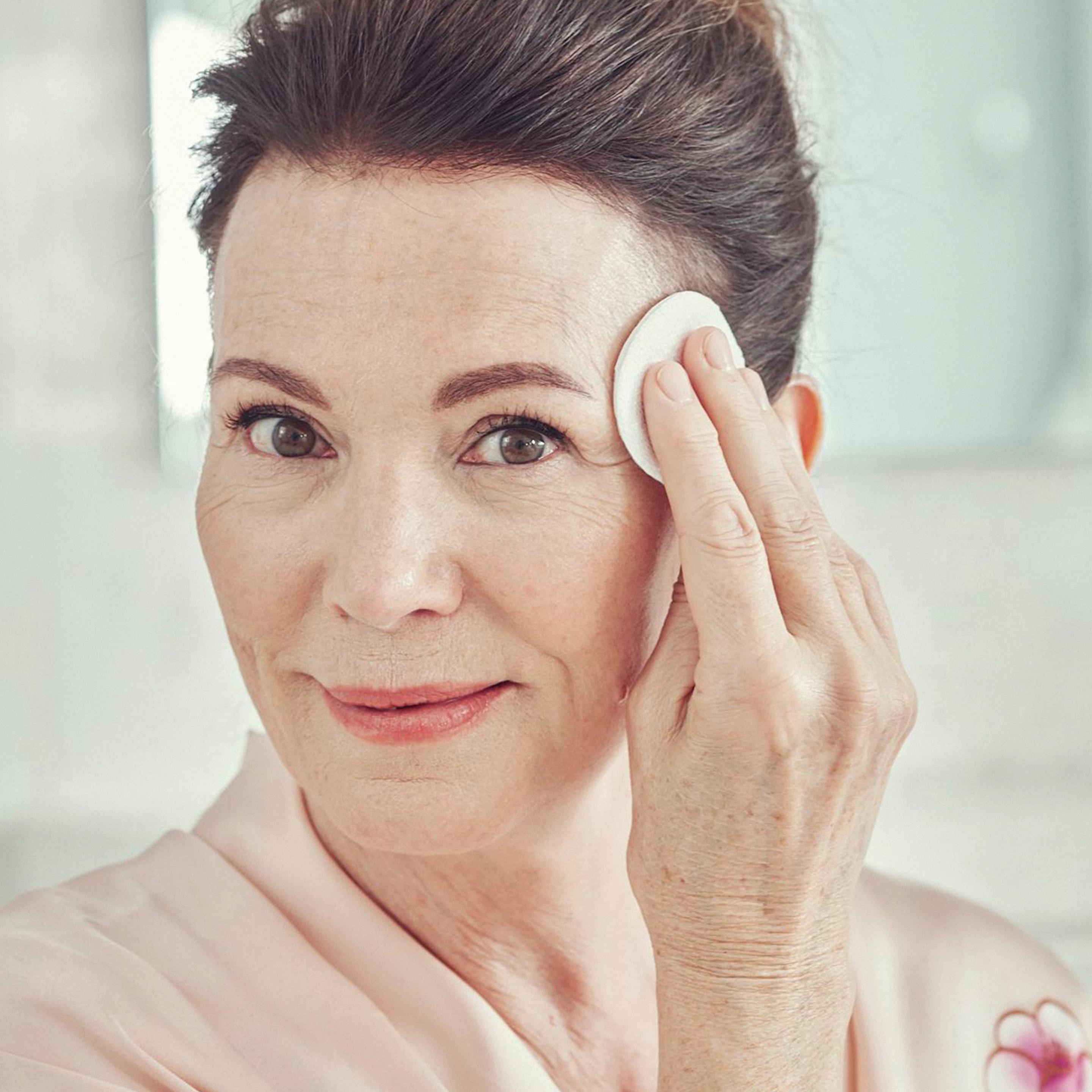 Produktbild L'Oréal Paris Age Perfect erfrischendes Gesichtswasser 5 von 5