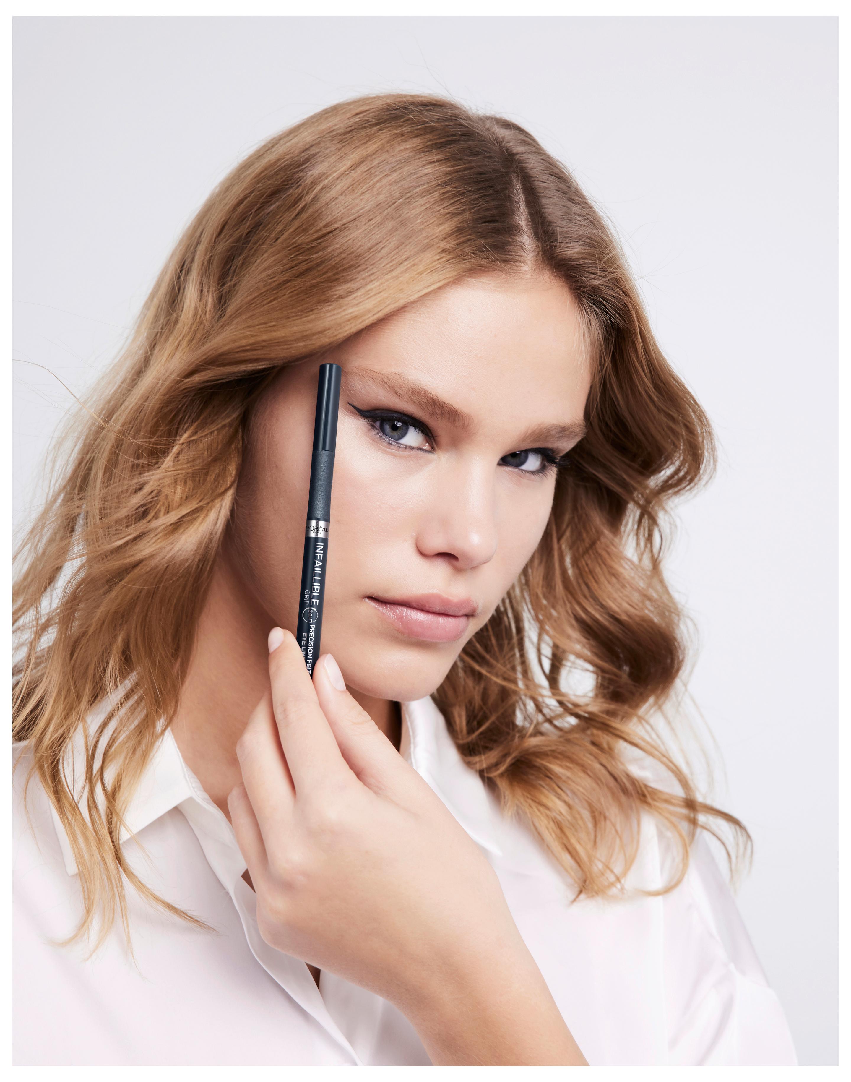 Produktbild L'ORÉAL PARIS Eyeliner Precision Felt Black 12 von 14
