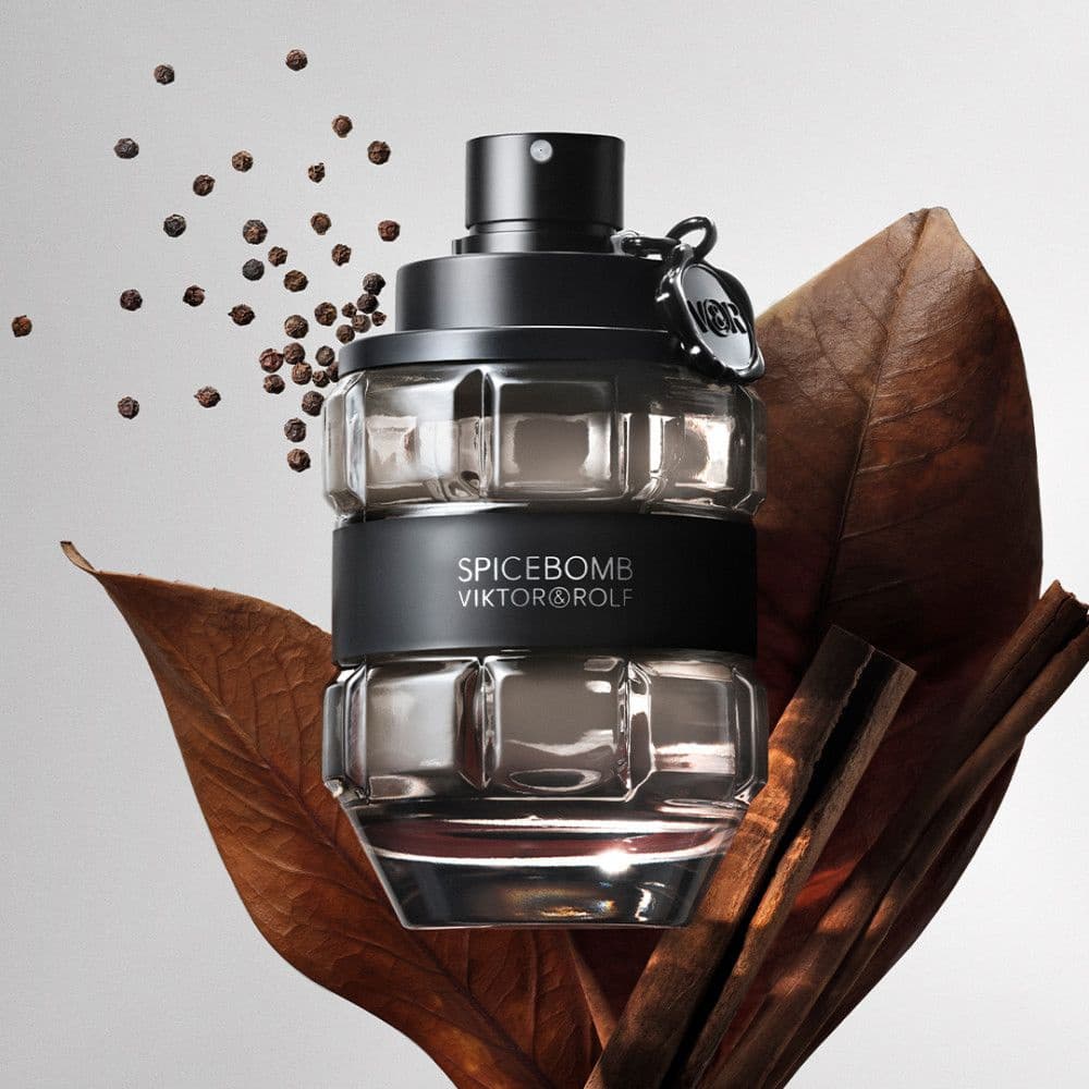 Produktbild VIKTOR&ROLF Spicebomb Eau de Toilette 3 von 5