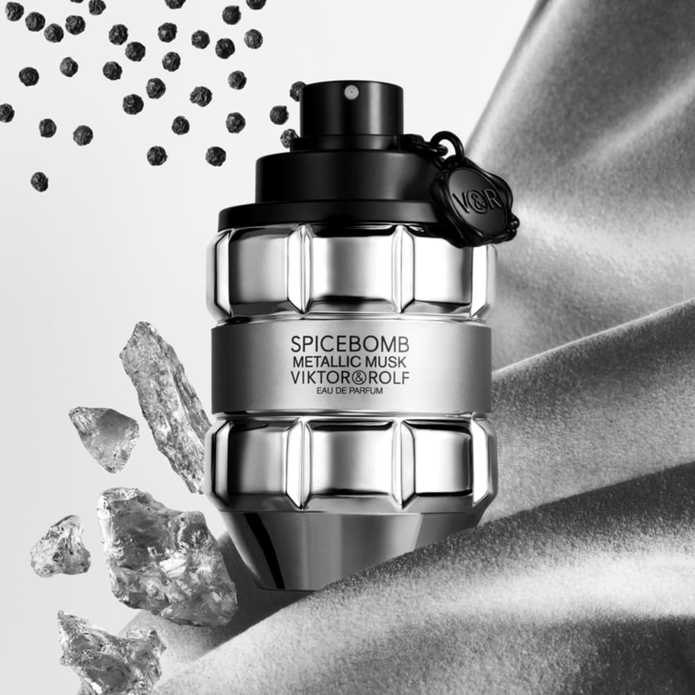 Produktbild VIKTOR&ROLF Spicebomb Metallic Musk Eau de Parfum 8 von 8