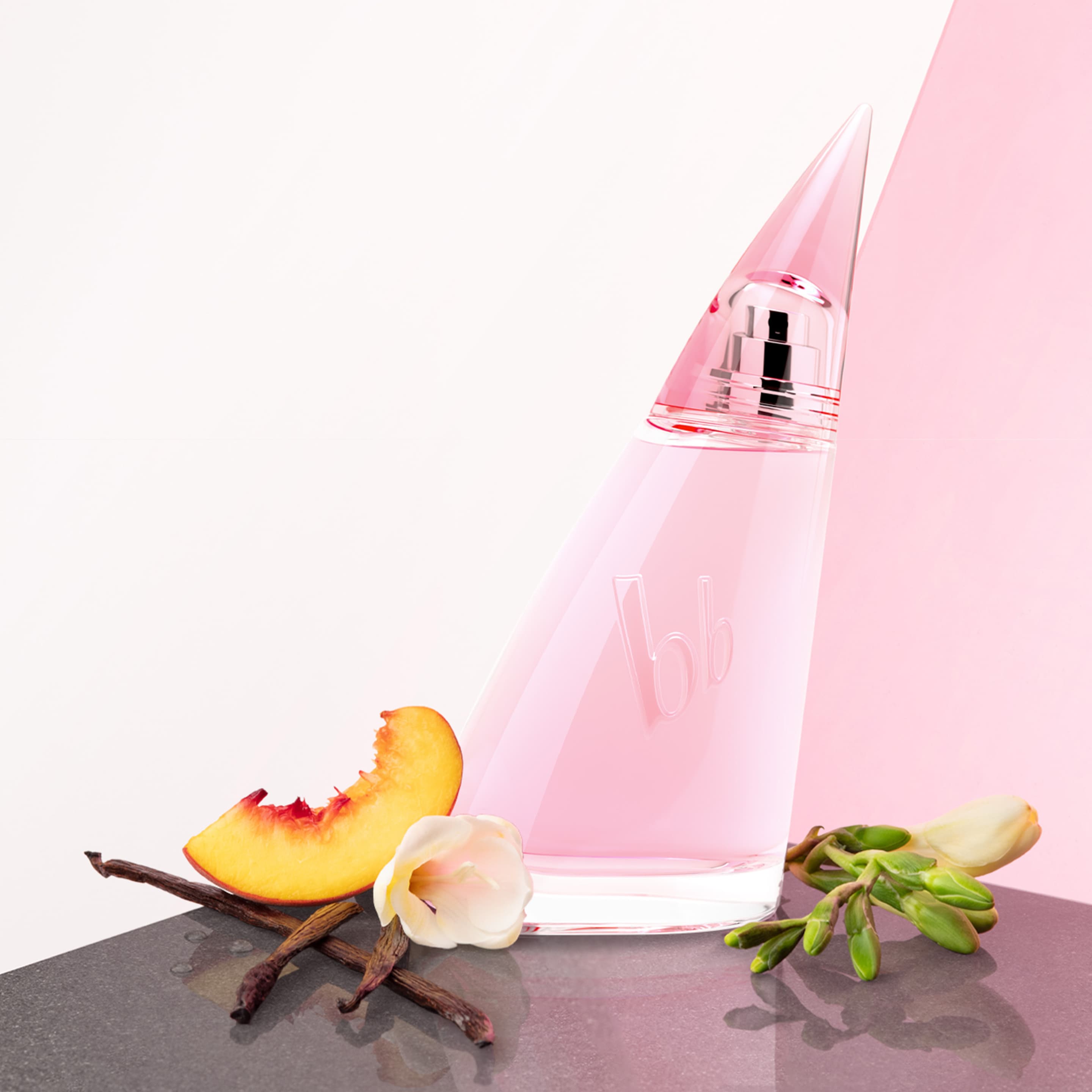 Produktbild bruno banani Woman Eau de Toilette 8 von 10