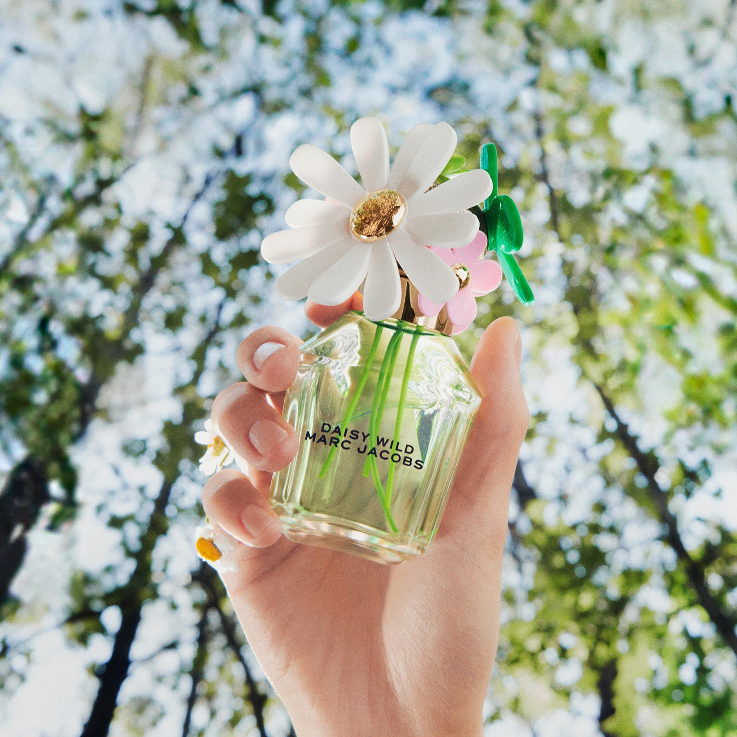 Produktbild MARC JACOBS Daisy Wild Eau de Parfum Nachfüllbar 4 von 6