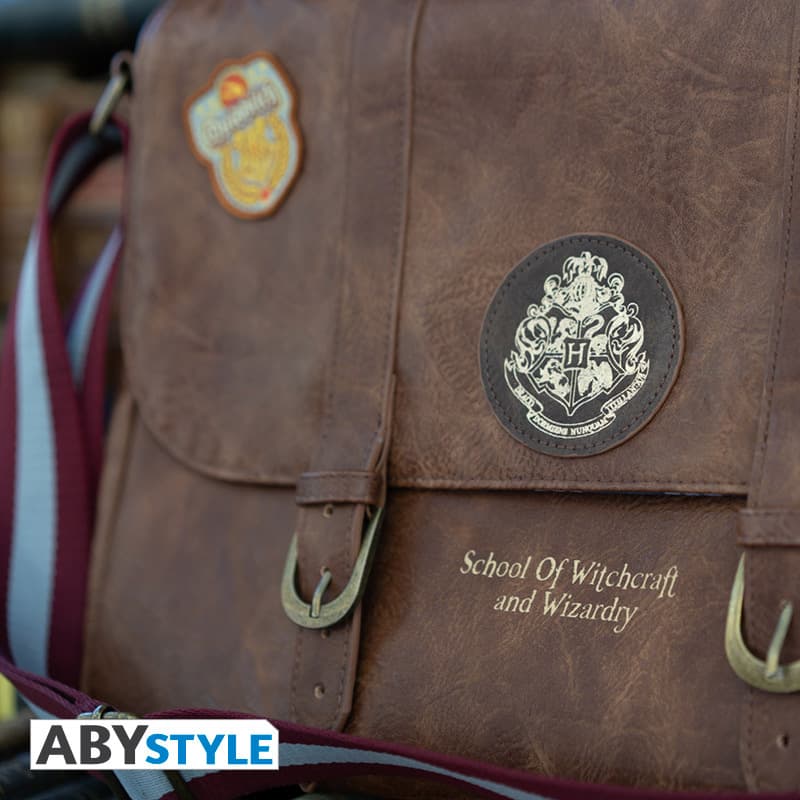 Produktbild HARRY POTTER - Umhängetaschen -"Hogwarts" 11 von 11