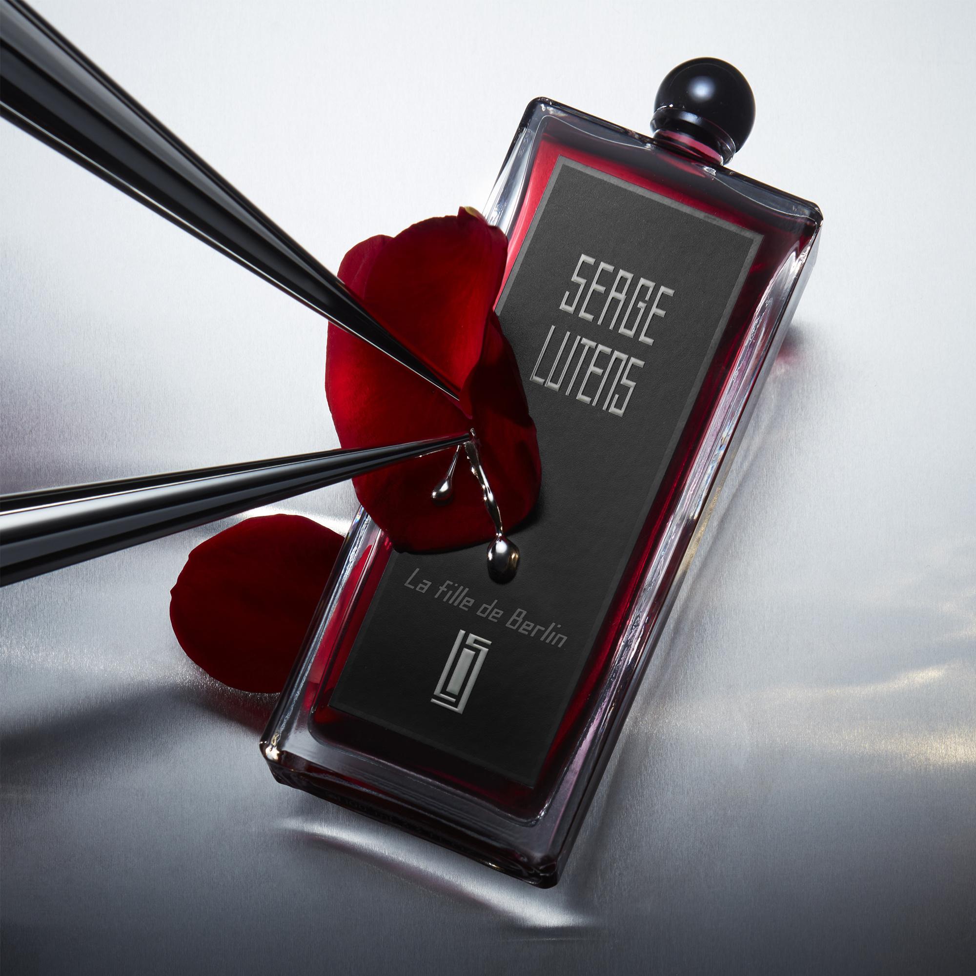 Produktbild SERGE LUTENS Collection Noire La fille de Berlin Eau de Parfum 2 von 3
