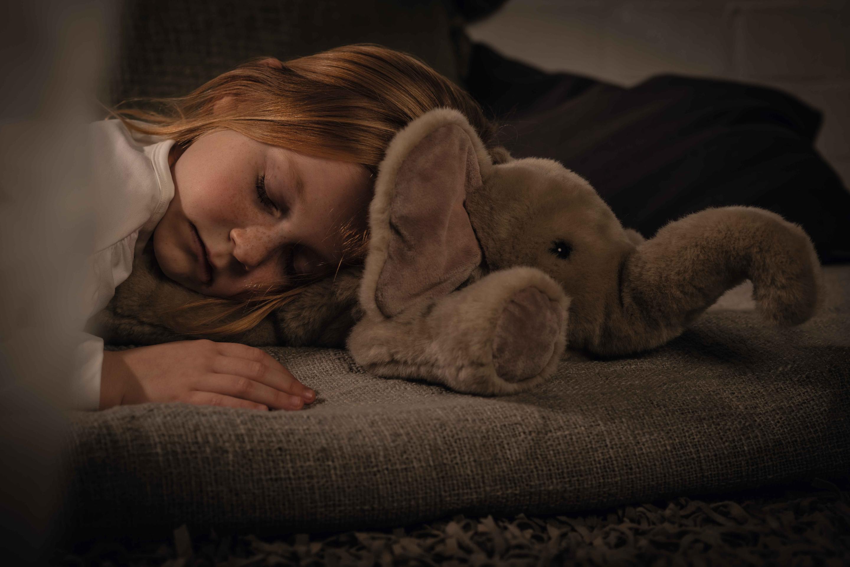 Produktbild Steiff - 085116 Heavenly Hugs Trampili Elefant, 42 cm 3 von 3
