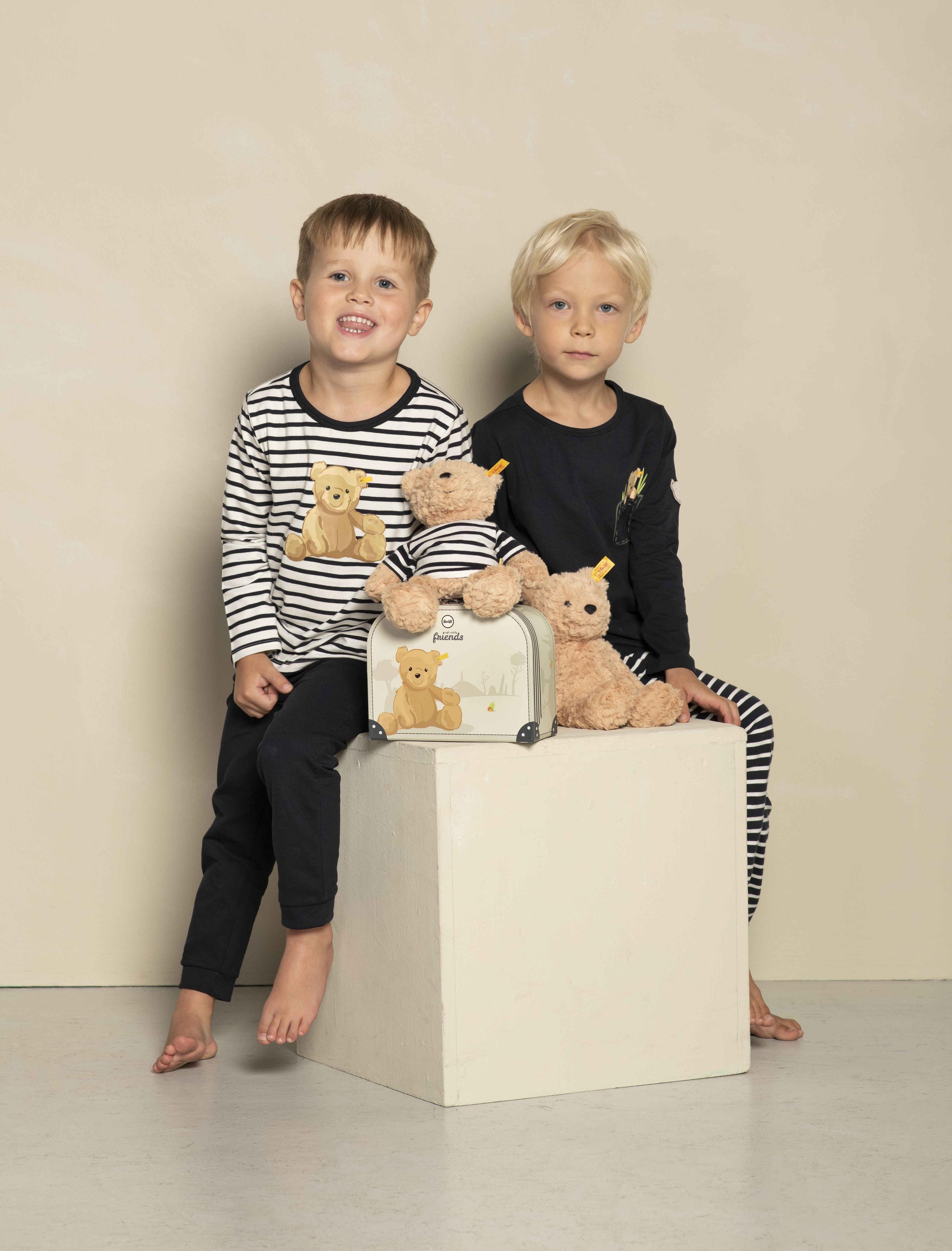 Produktbild Steiff - Soft Cuddly Friends Jimmy Teddybär im Koffer 25 cm 2 von 2