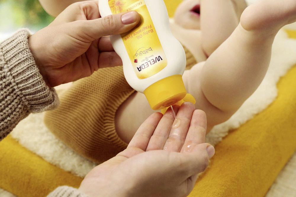 Produktbild WELEDA BABY CALENDULA Pflegeöl Parfümfrei 4 von 4