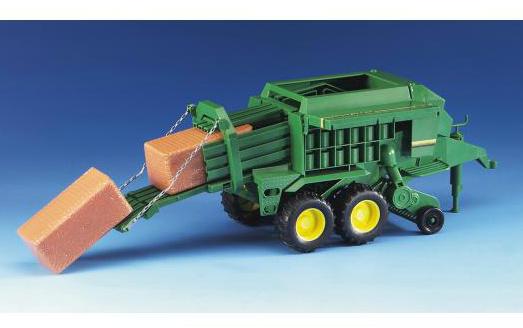 Produktbild BRUDER - John Deere Großballenpresse 02017 2 von 2