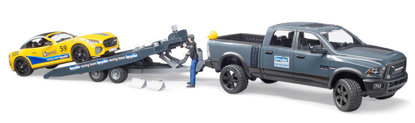 BRUDER -  RAM 2500 Power Wagon und BRUDER Roadster Racing Team 02504