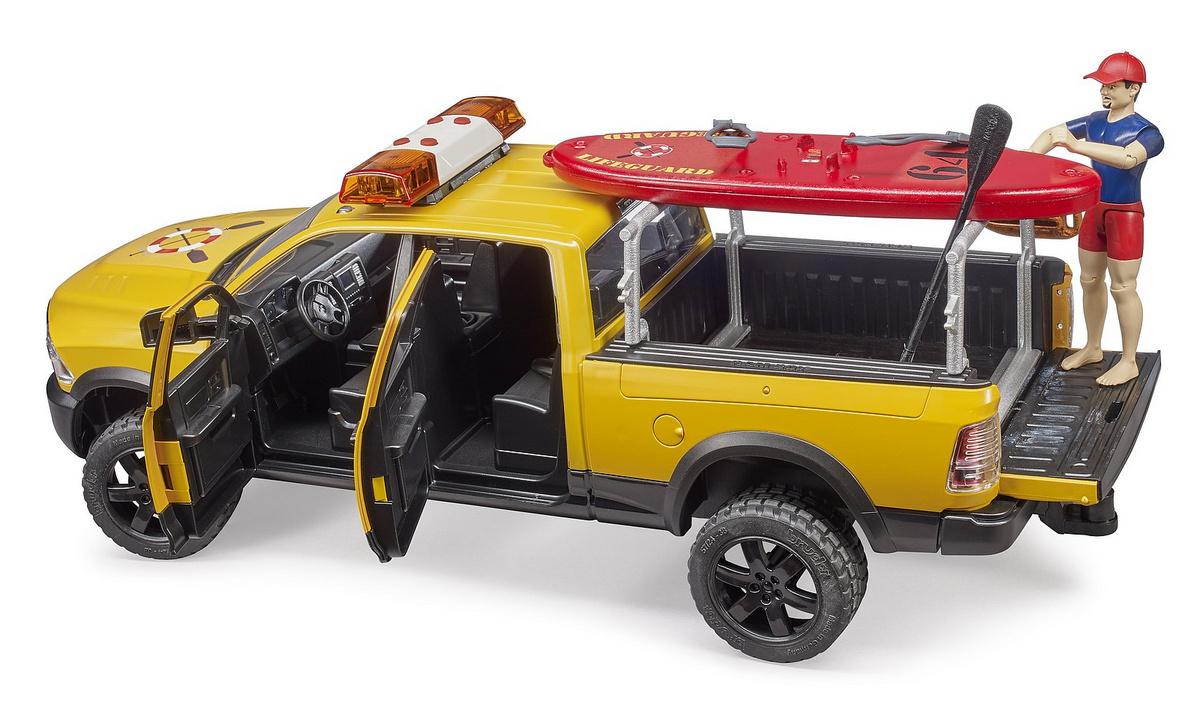 Produktbild BRUDER - RAM 2500 Power Wagon Life Guard mit Figur, Stand Up Paddle und Light&Sound Modul 02506 2 von 5