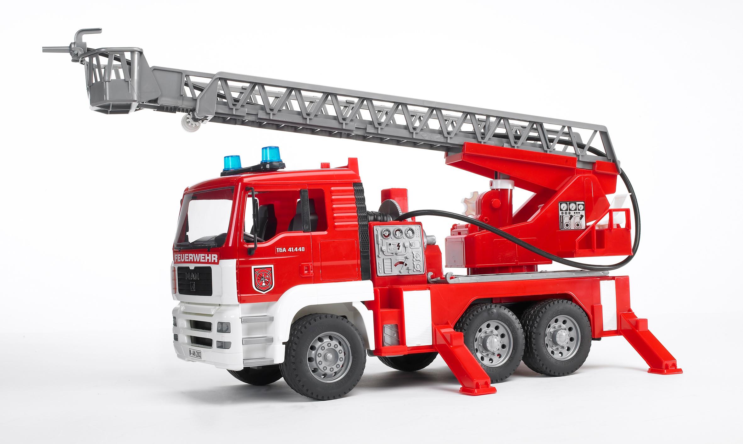 BRUDER - MAN TGA Feuerwehr m. Drehleiter, Wasserpumpe, Light&Sound-Modul 02771